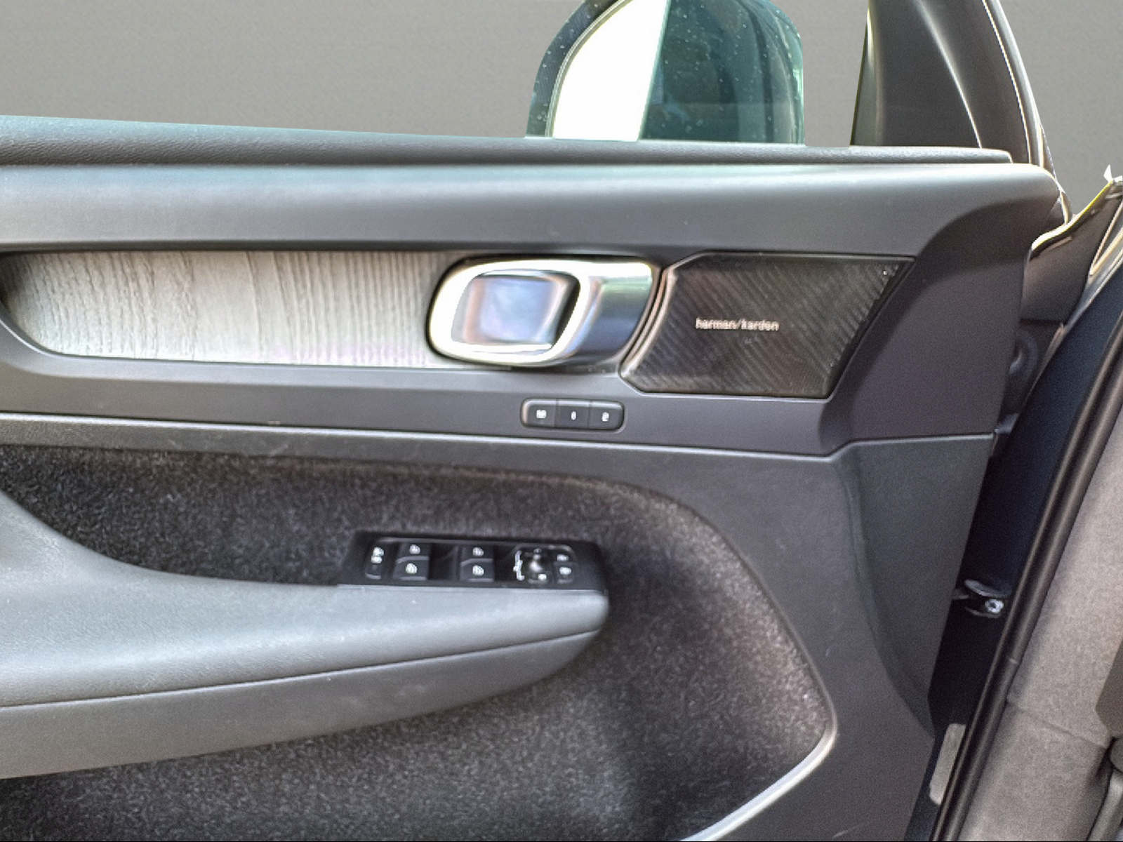 VOLVO XC40 T5 TwE Inscription DCT-image-12