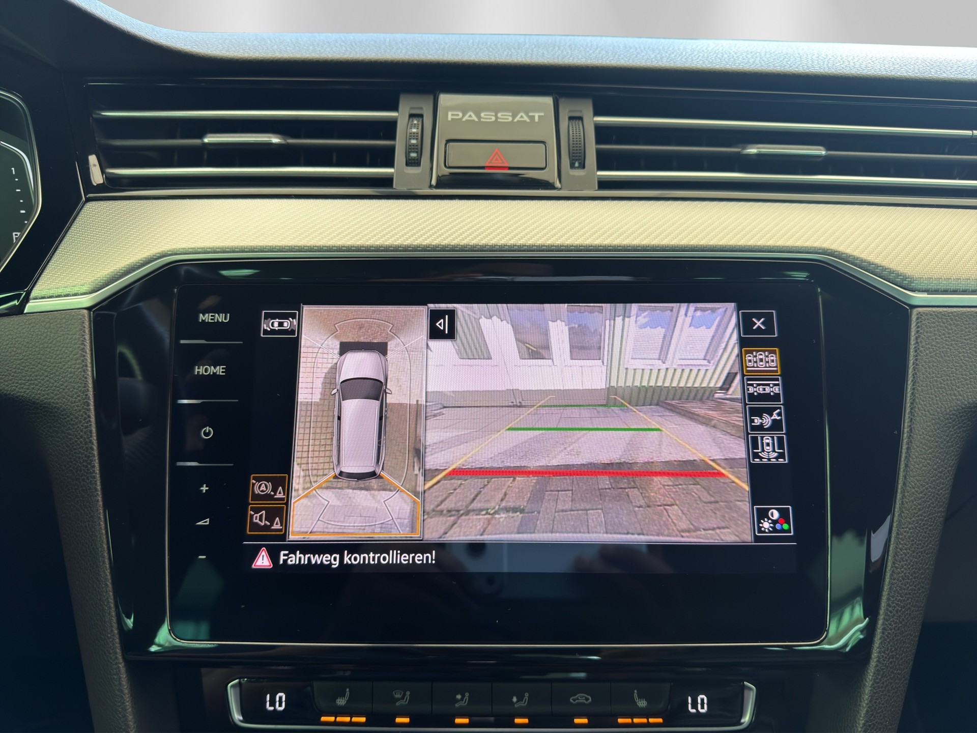 VW Passat 2.0 TDI BMT R-Line Edition 4Motion DSG-image-12