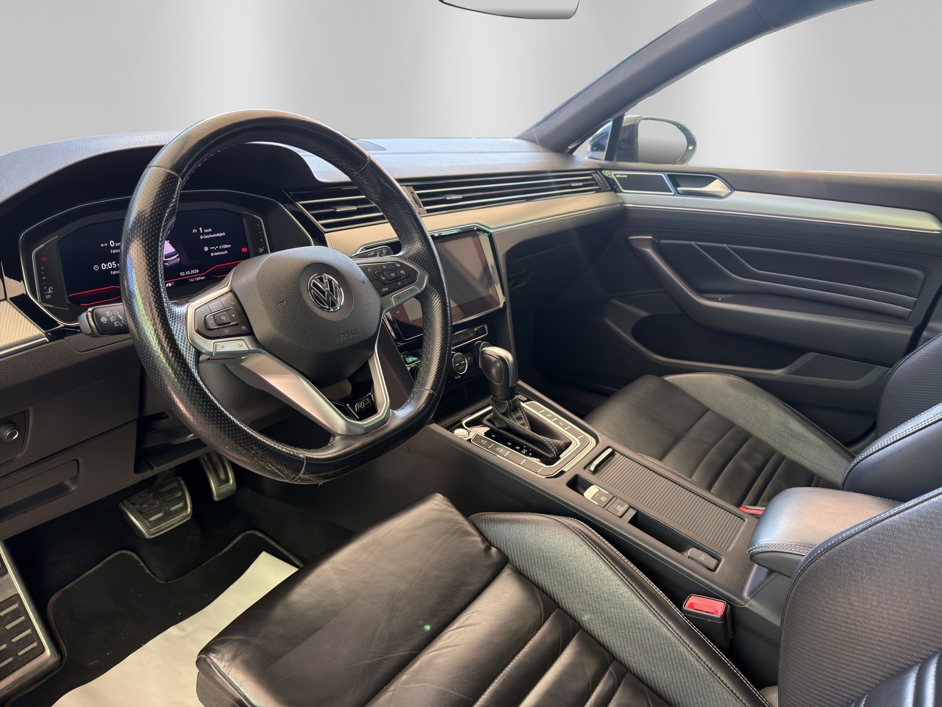 VW Passat 2.0 TDI BMT R-Line Edition 4Motion DSG-image-7