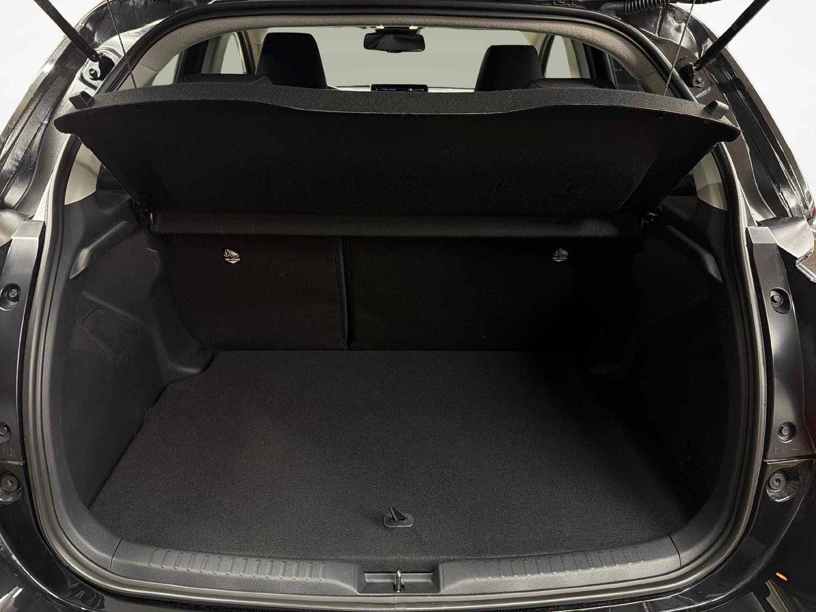 TOYOTA Yaris 1.5 VVT-i HSD Trend-image-11