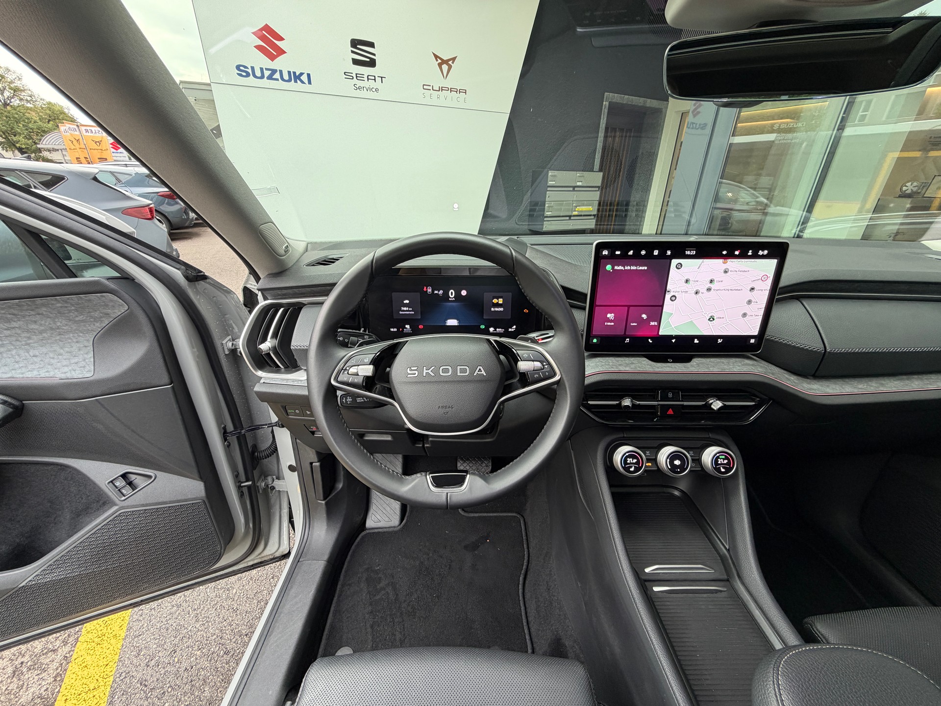 SKODA Kodiaq 1.5 TSI PHEV Dynamic-image-12