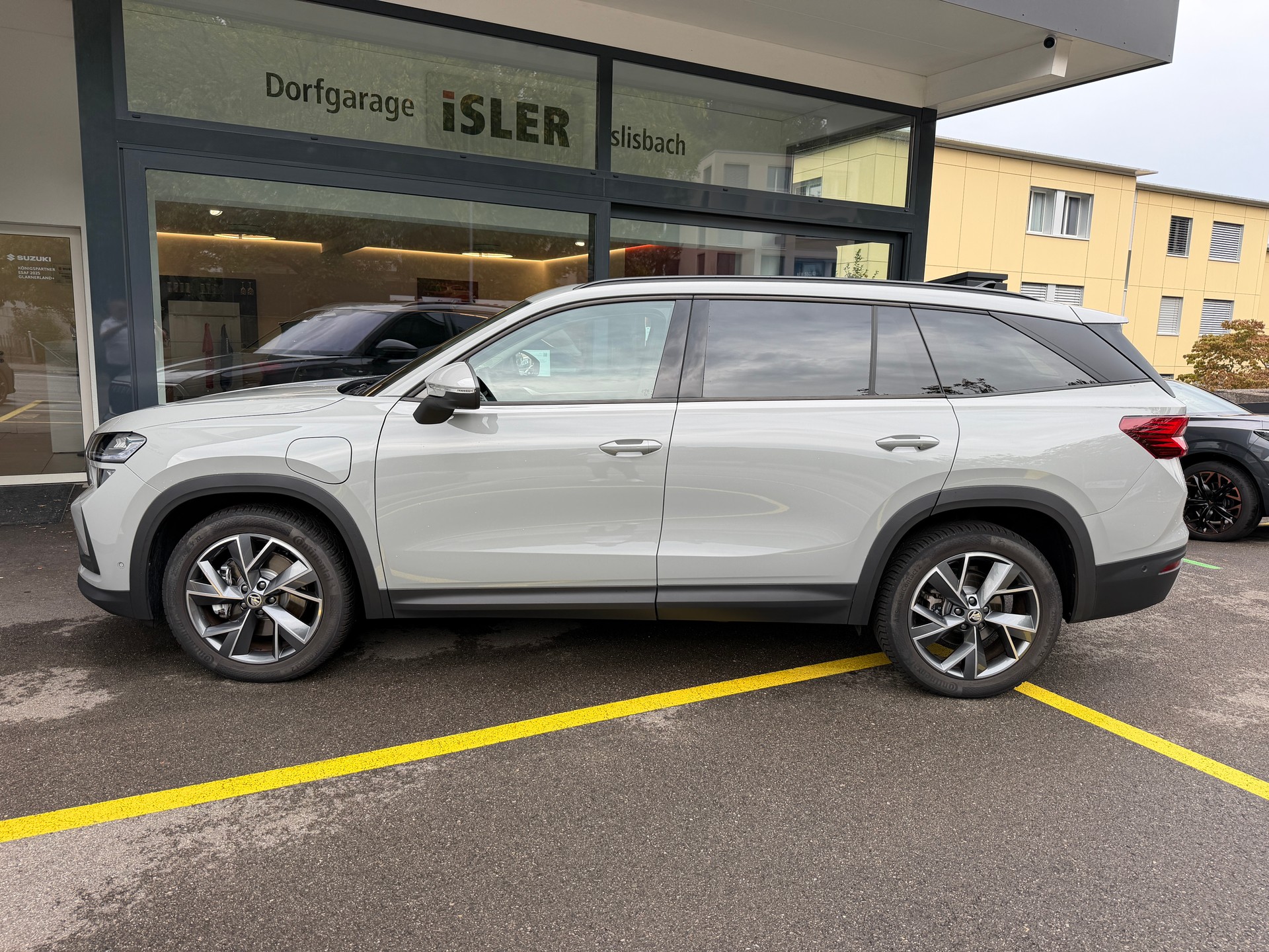 SKODA Kodiaq 1.5 TSI PHEV Dynamic-image-4