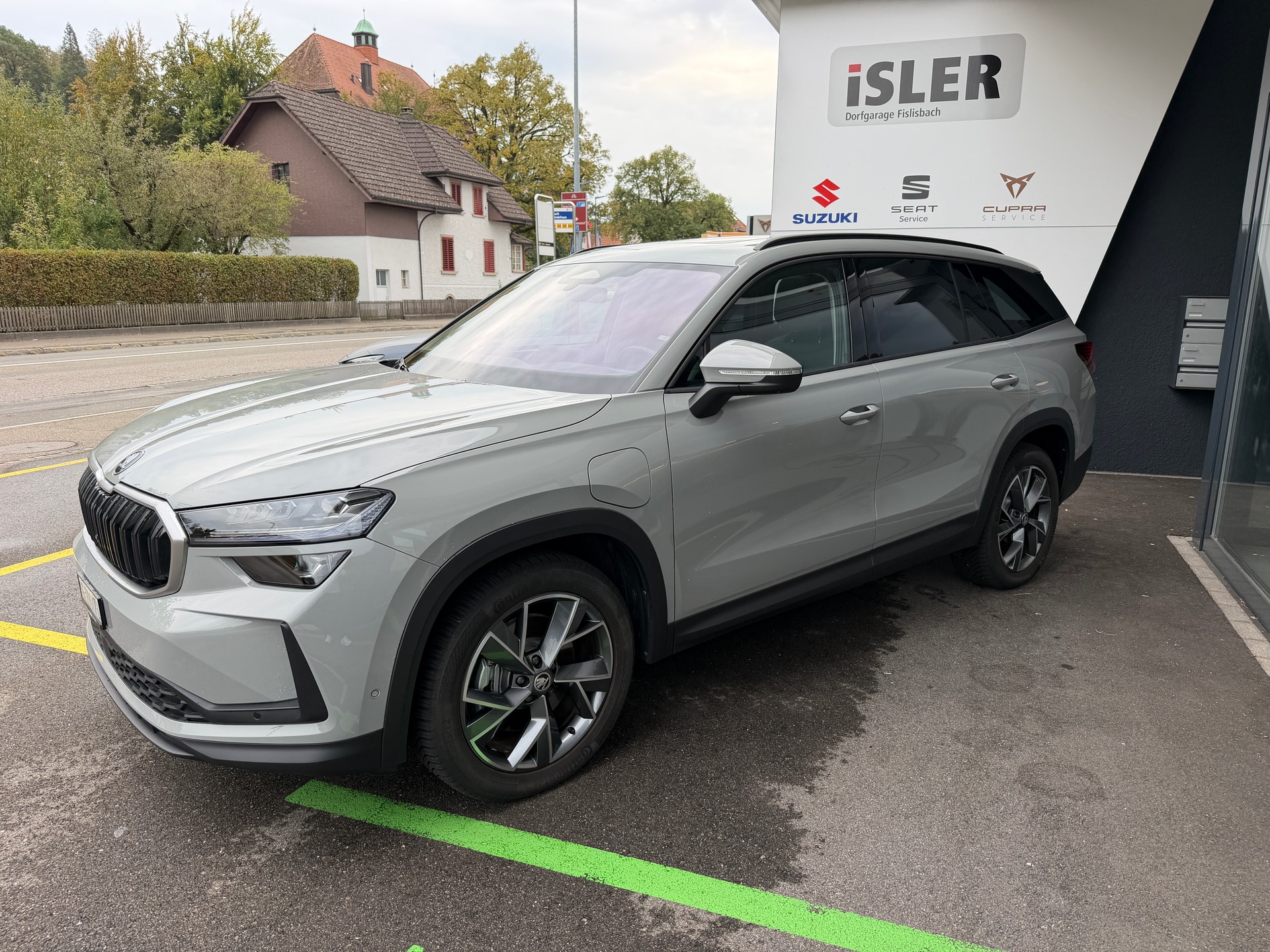 SKODA Kodiaq 1.5 TSI PHEV Dynamic-image-2