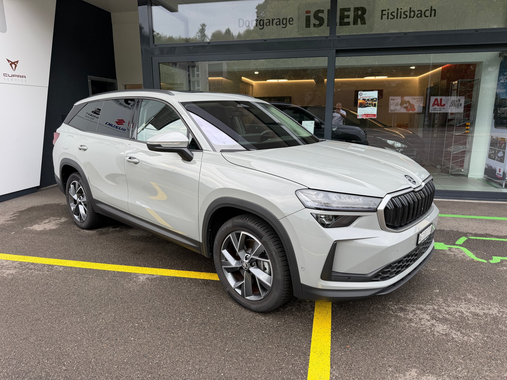 SKODA Kodiaq 1.5 TSI PHEV Dynamic-image-0