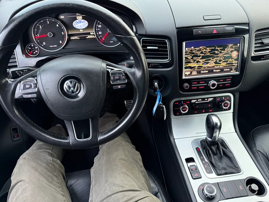 VW Touareg 3.0 TDI BlueMotion Technology Tiptronic-image-14