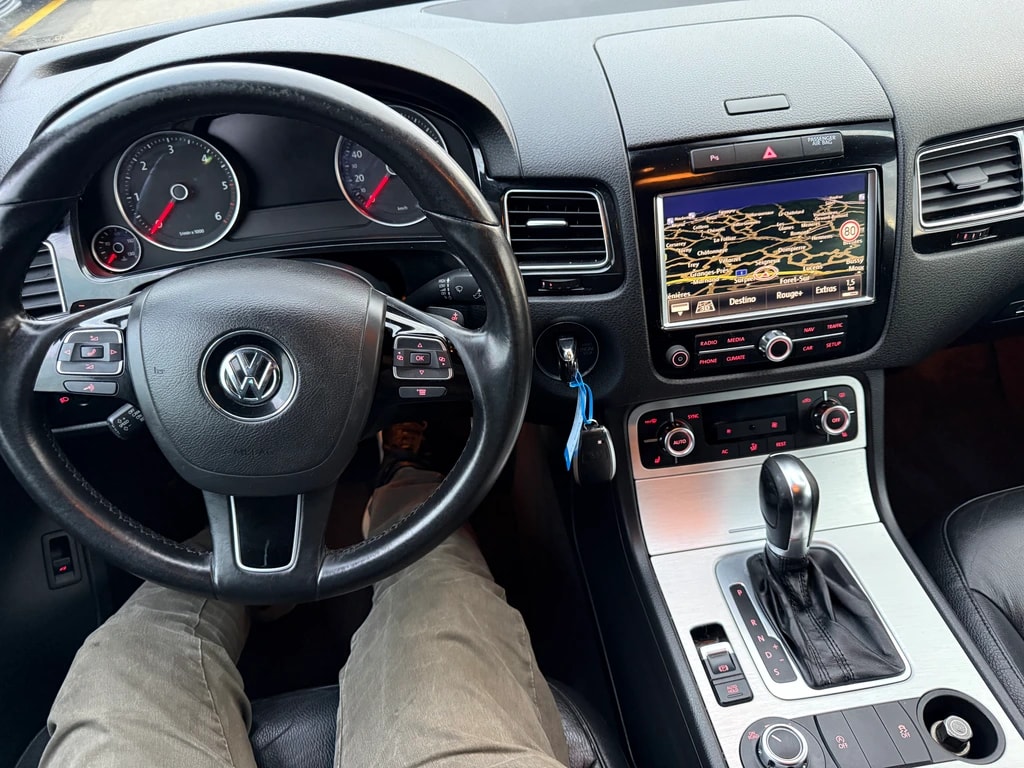 VW Touareg 3.0 TDI BlueMotion Technology Tiptronic-image-10