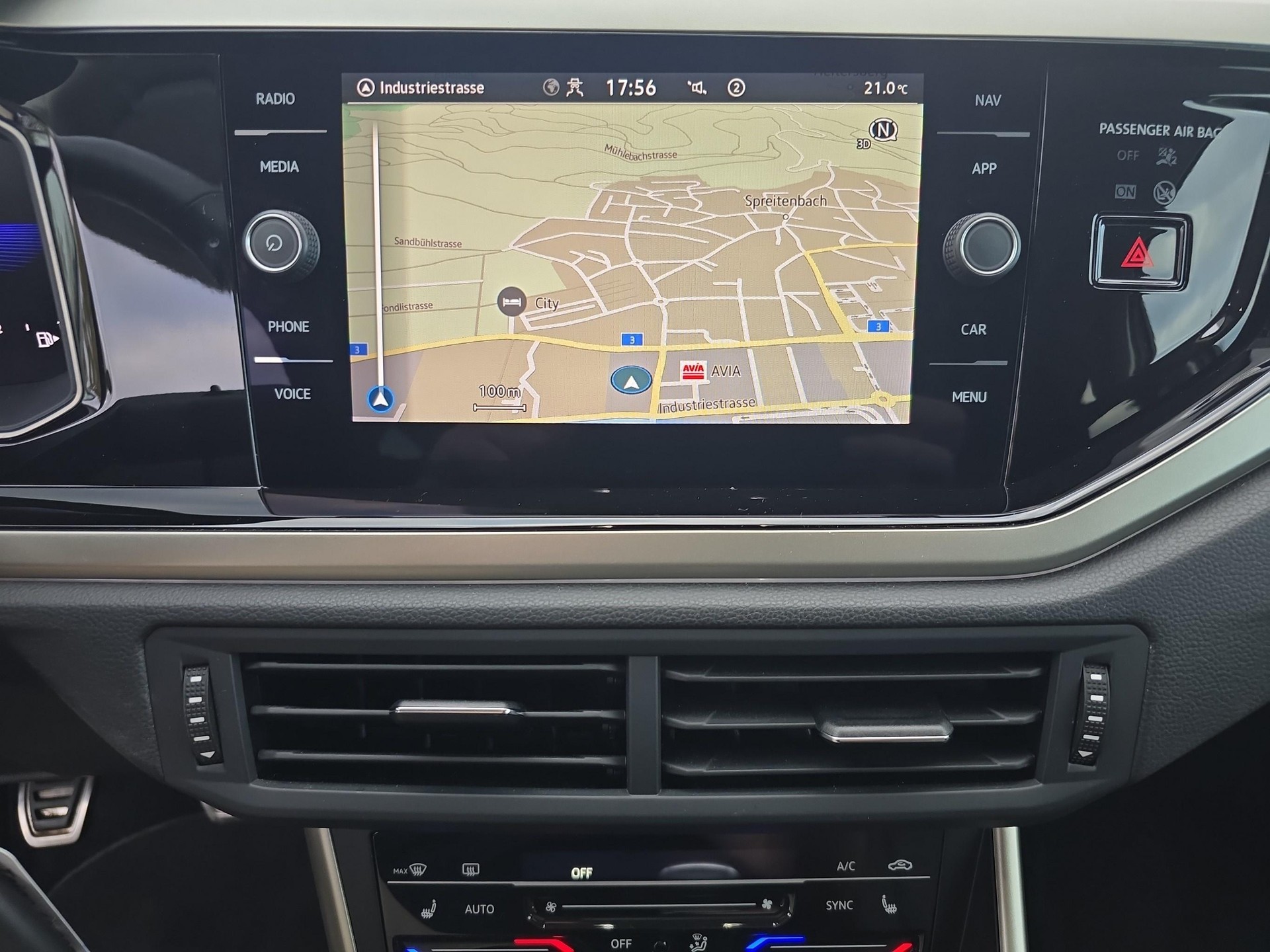 VW Taigo 1.0 TSI Life-image-12