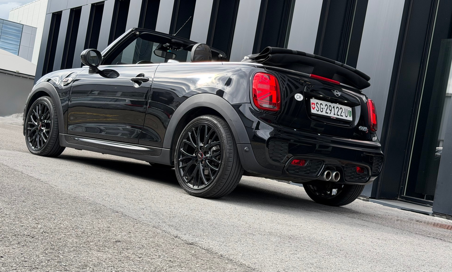 MINI Cooper S Cabriolet DKG♦️1.Hand*CH Fahrzeug*Vollausstattung♦️-image-1