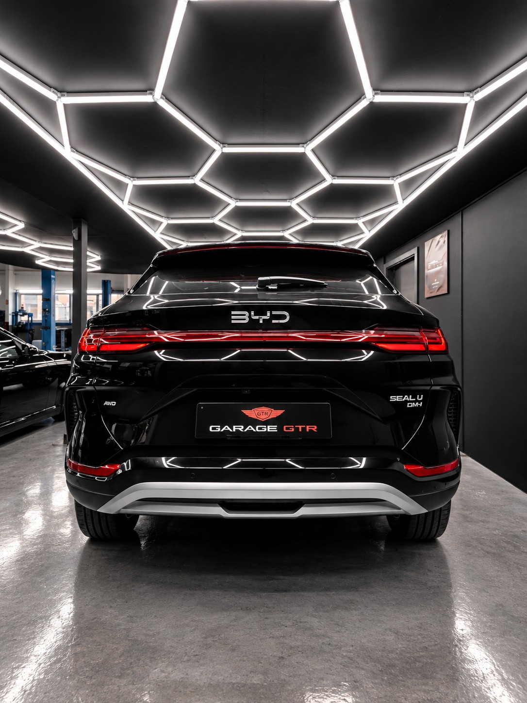 BYD 1.5PHEV Design 238KW AWD-image-4