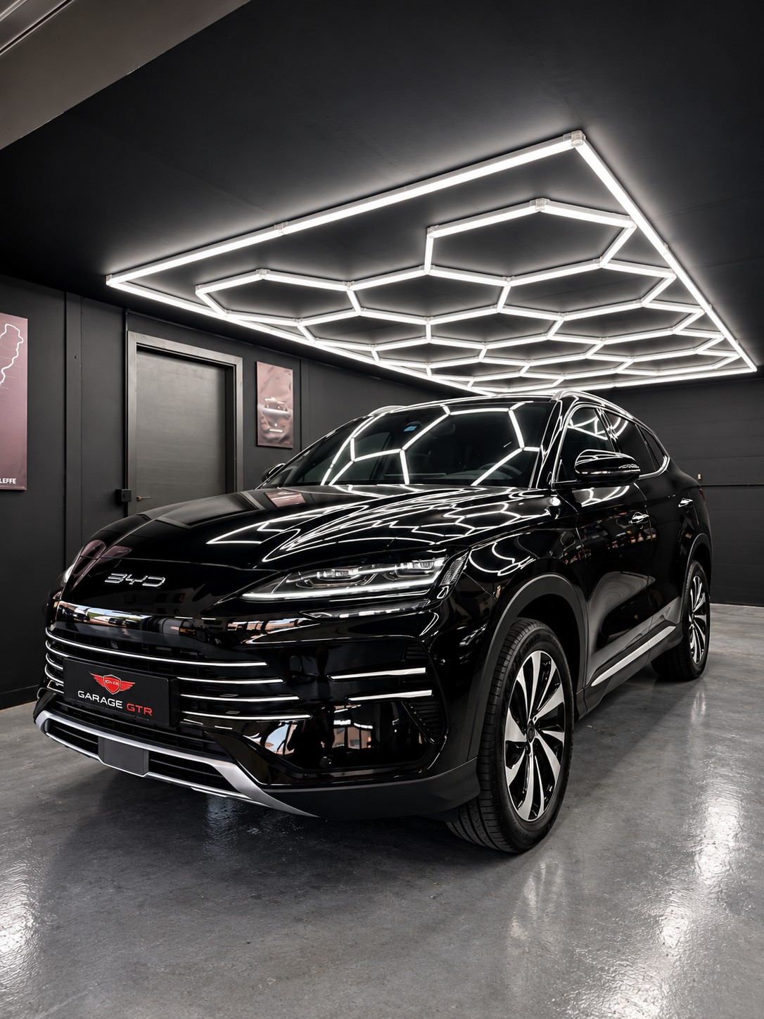 BYD 1.5PHEV Design 238KW AWD-image-0