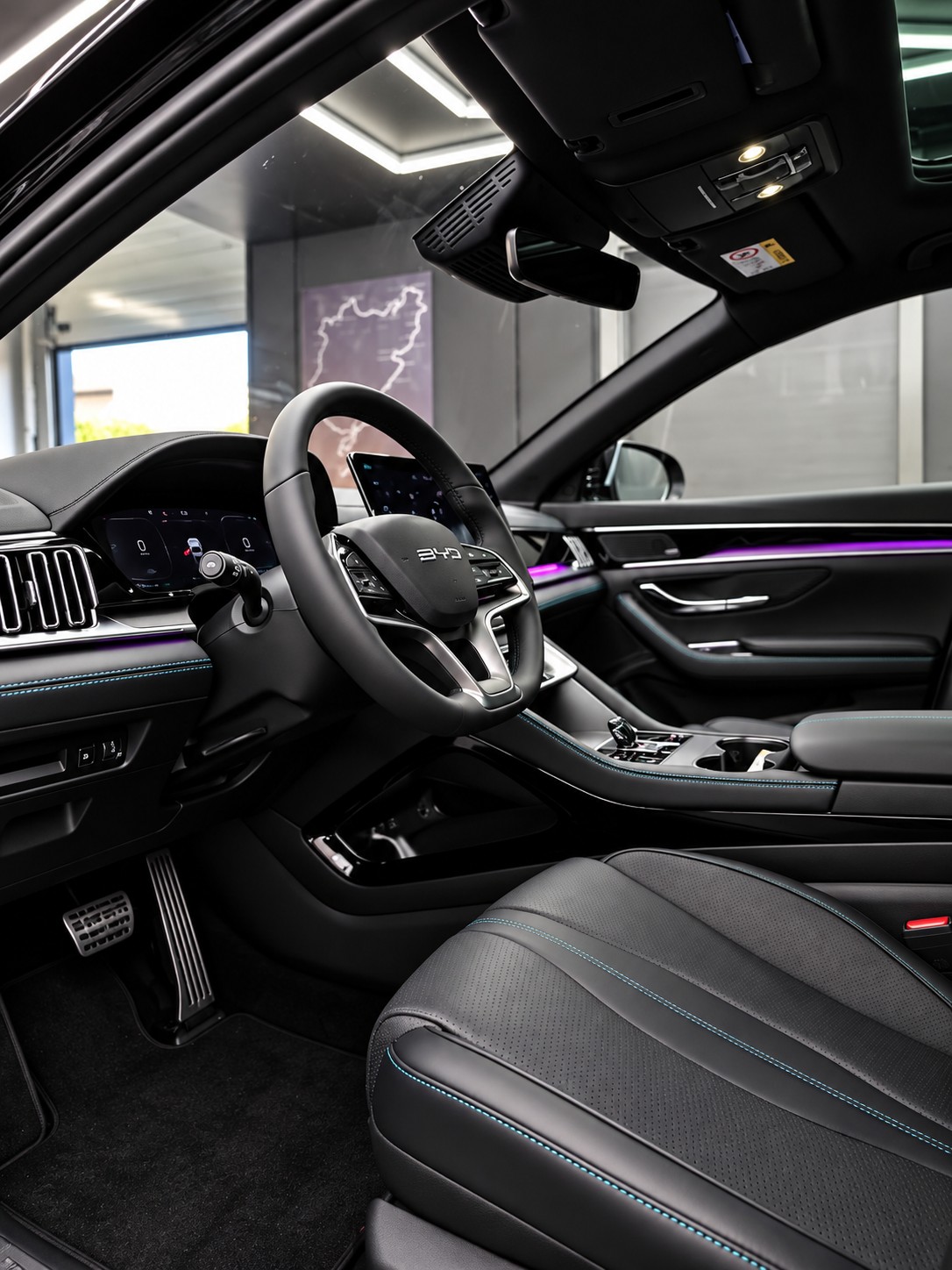 BYD 1.5PHEV Design 238KW AWD-image-6