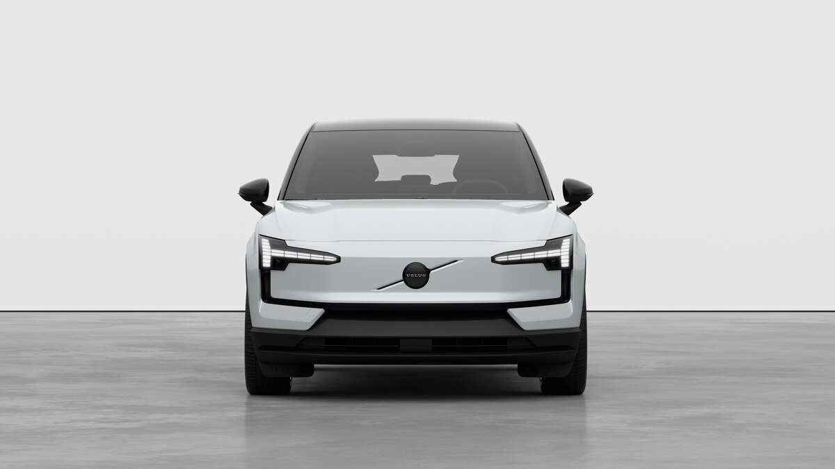 VOLVO EX 30 P5 Long Range Plus XCentric Black Edition-image-4