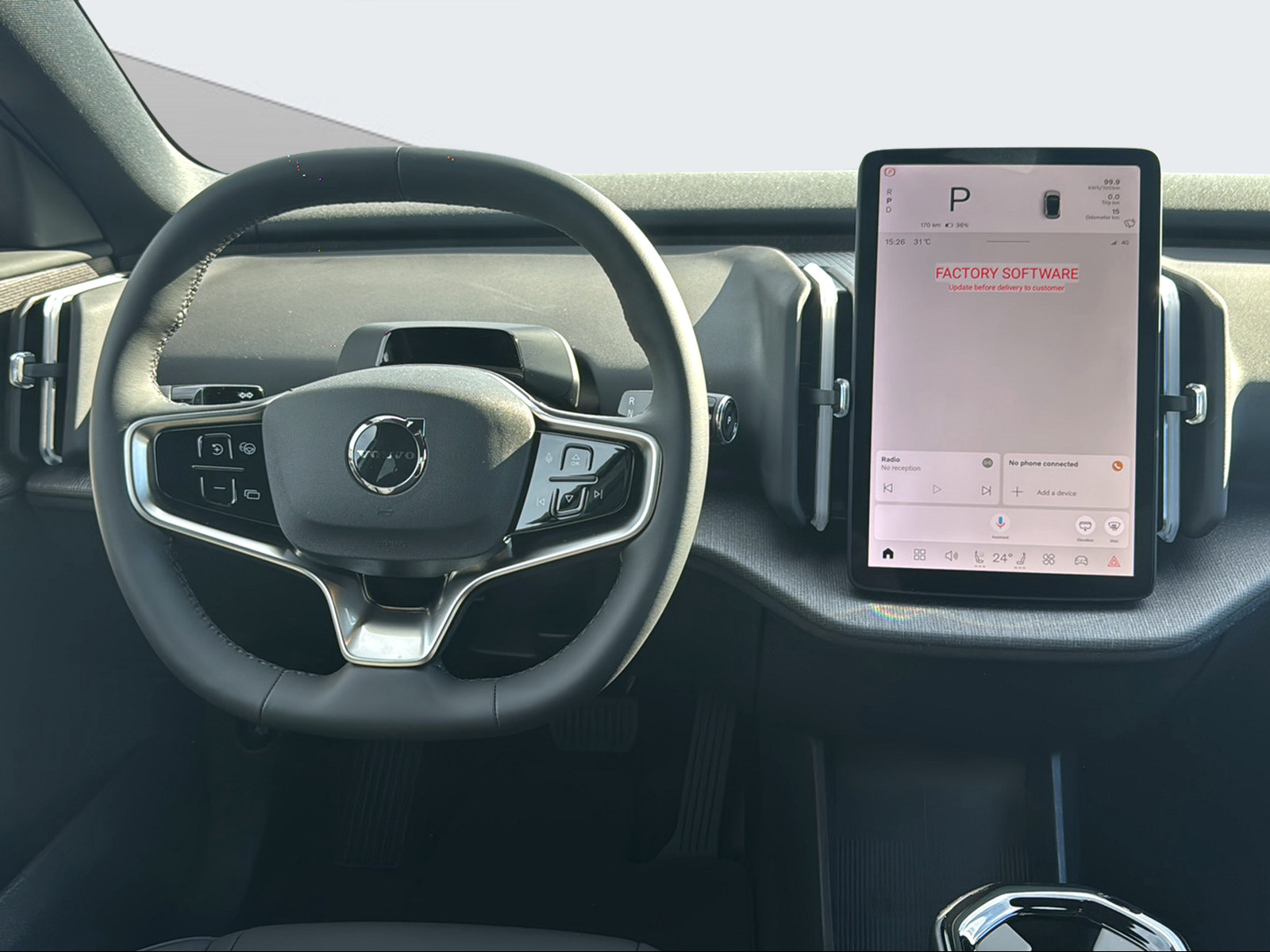 VOLVO EX 30 P5 Long Range Plus XCentric Black Edition-image-12