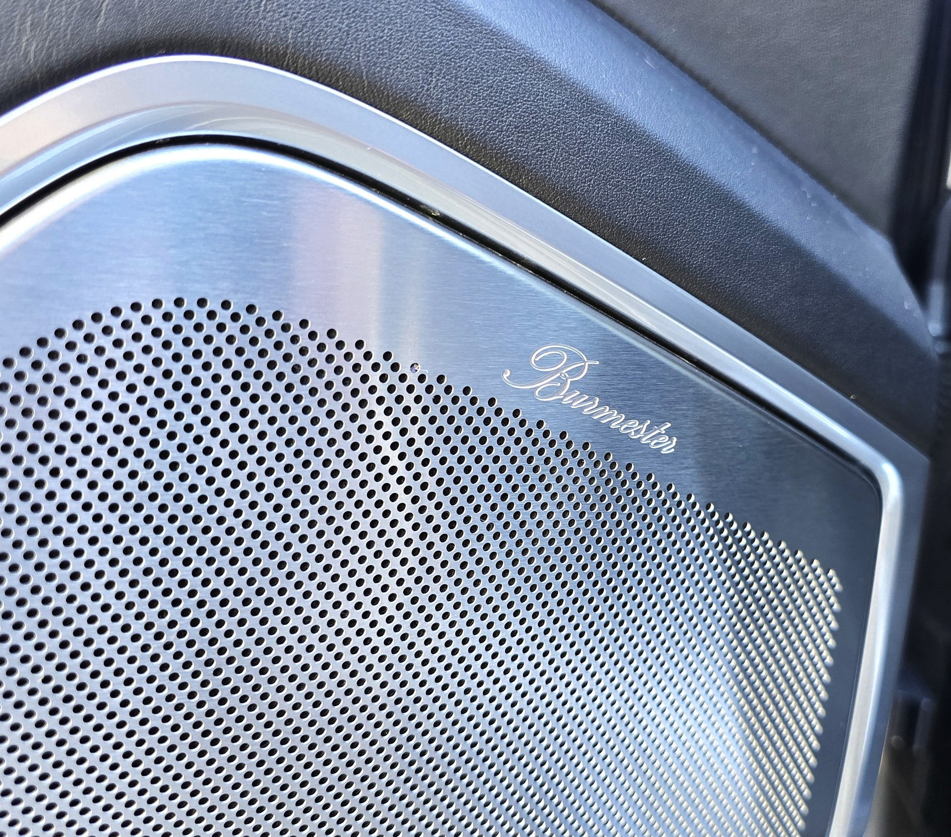 PORSCHE Cayenne Turbo-image-5