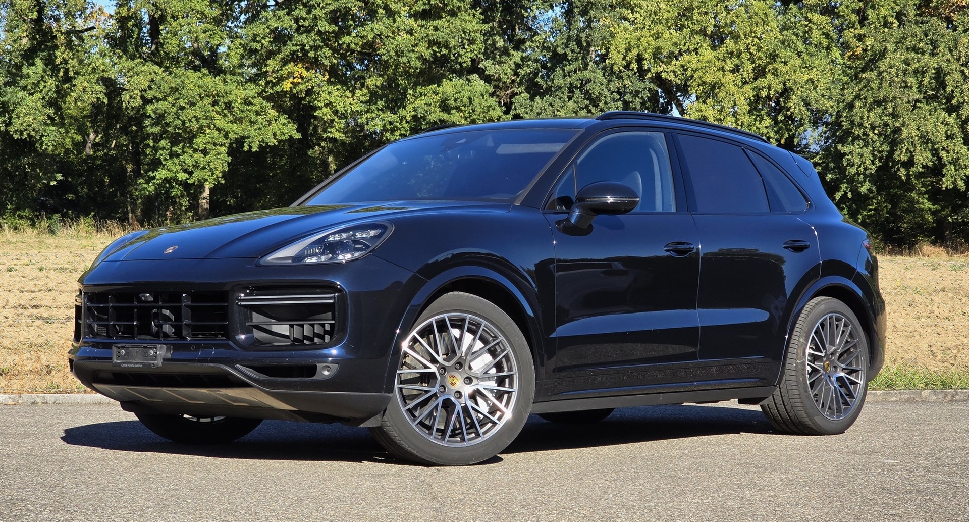 PORSCHE Cayenne Turbo-image-4