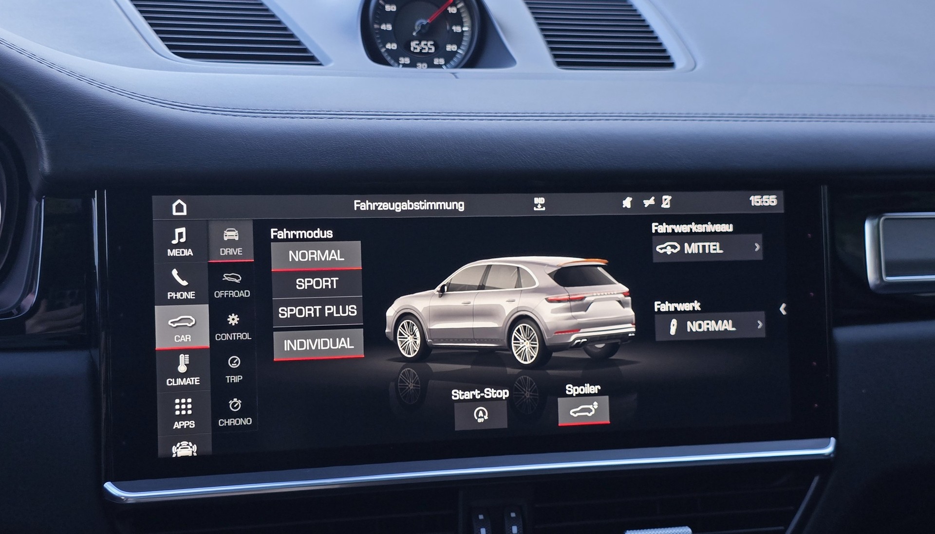 PORSCHE Cayenne Turbo-image-13