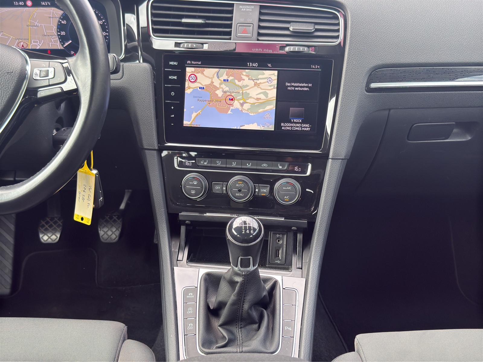 VW Golf Variant 2.0 TDI Highline 4Motion-image-10