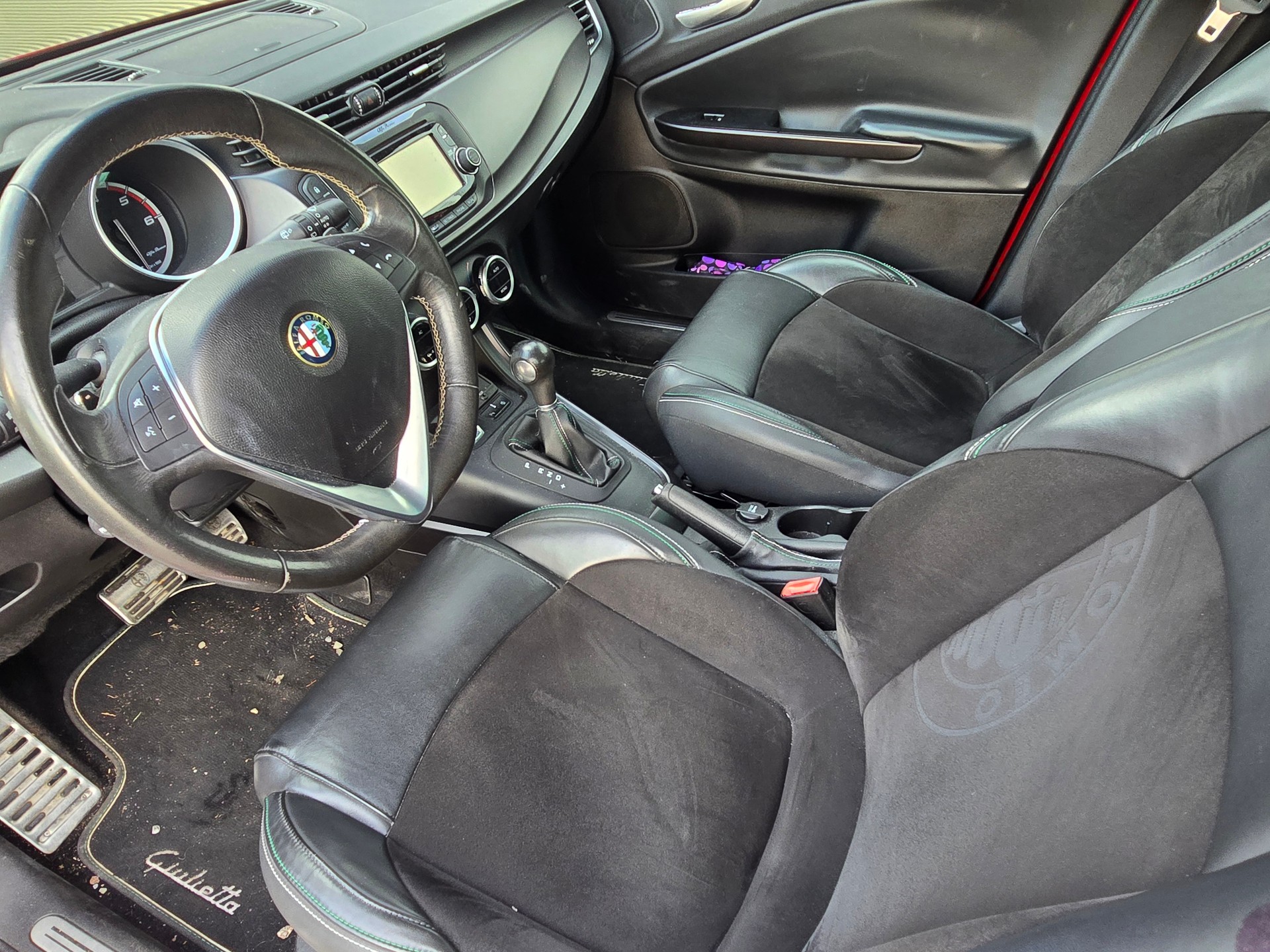 ALFA ROMEO Giulietta 2.0 JTDM Distinctive TCT-image-9
