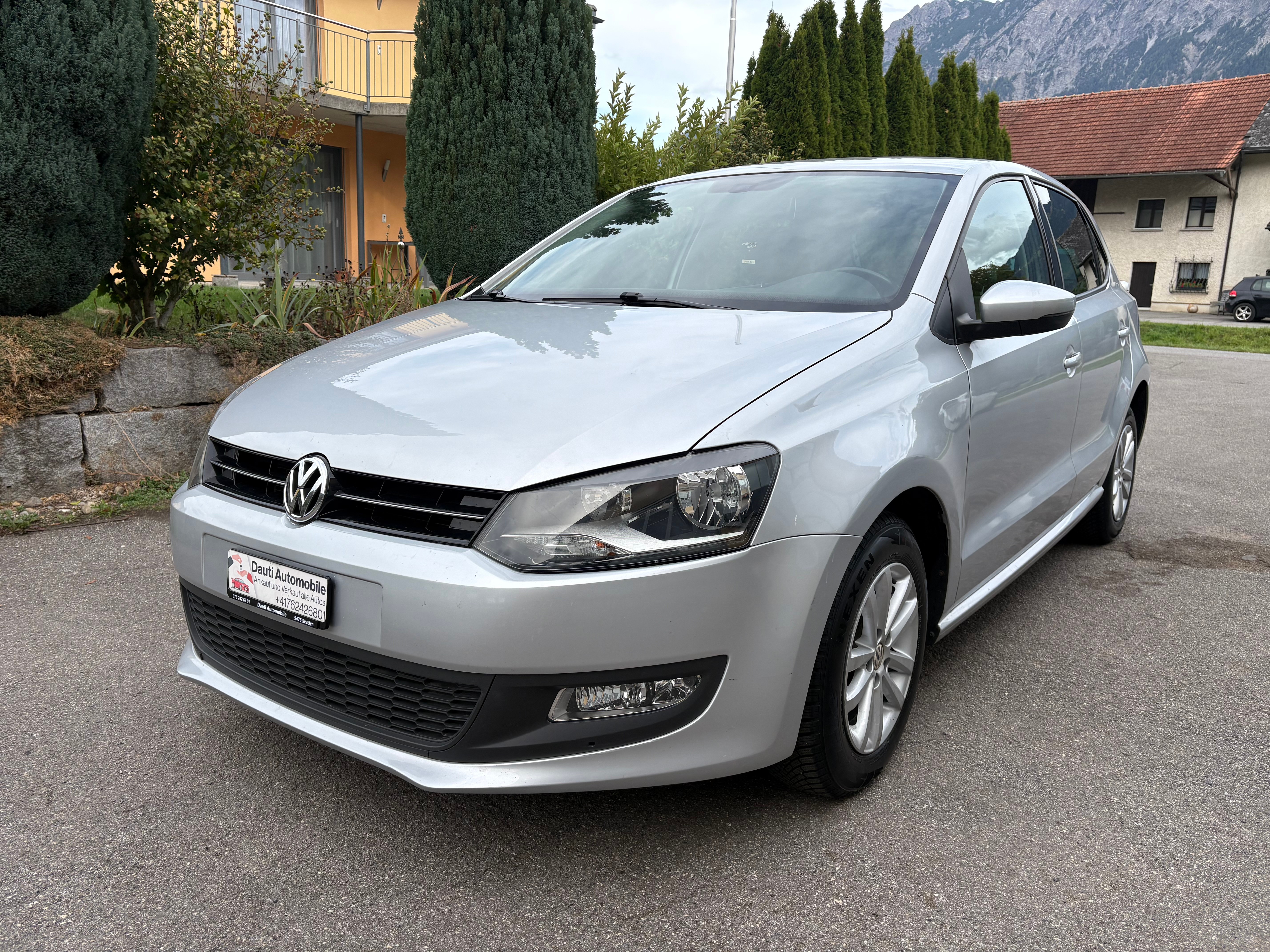 Car photo