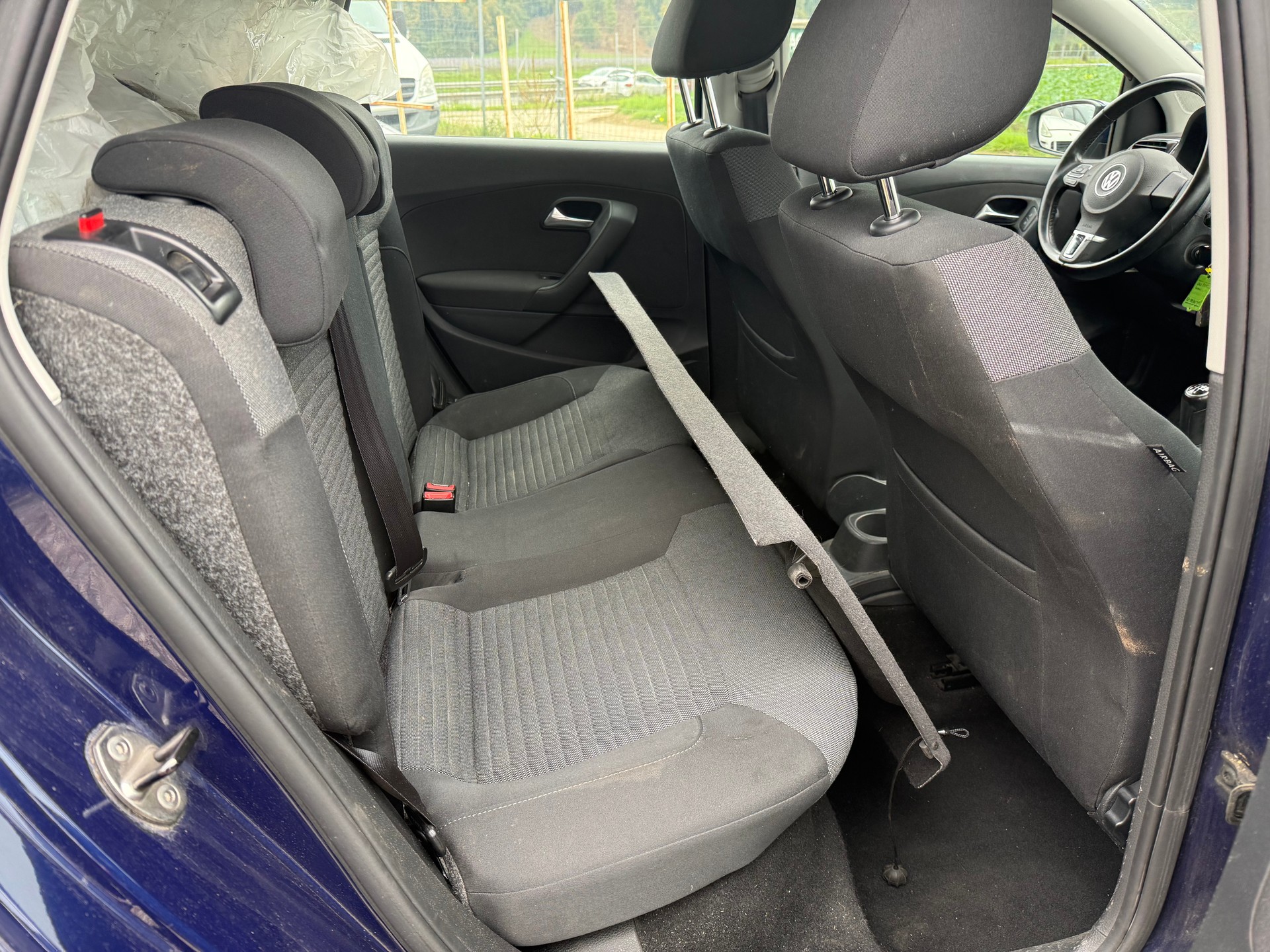 VW Polo 1.4 16V Highline-image-12