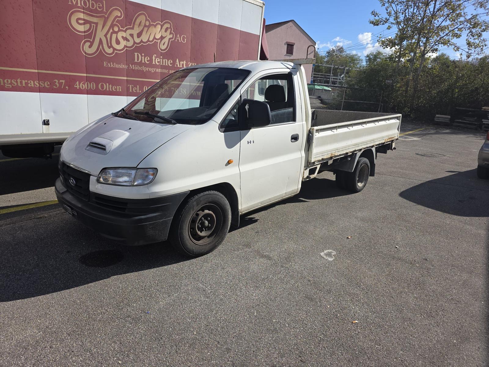 HYUNDAI H-1 Camionnette 2.5TDI-image-1