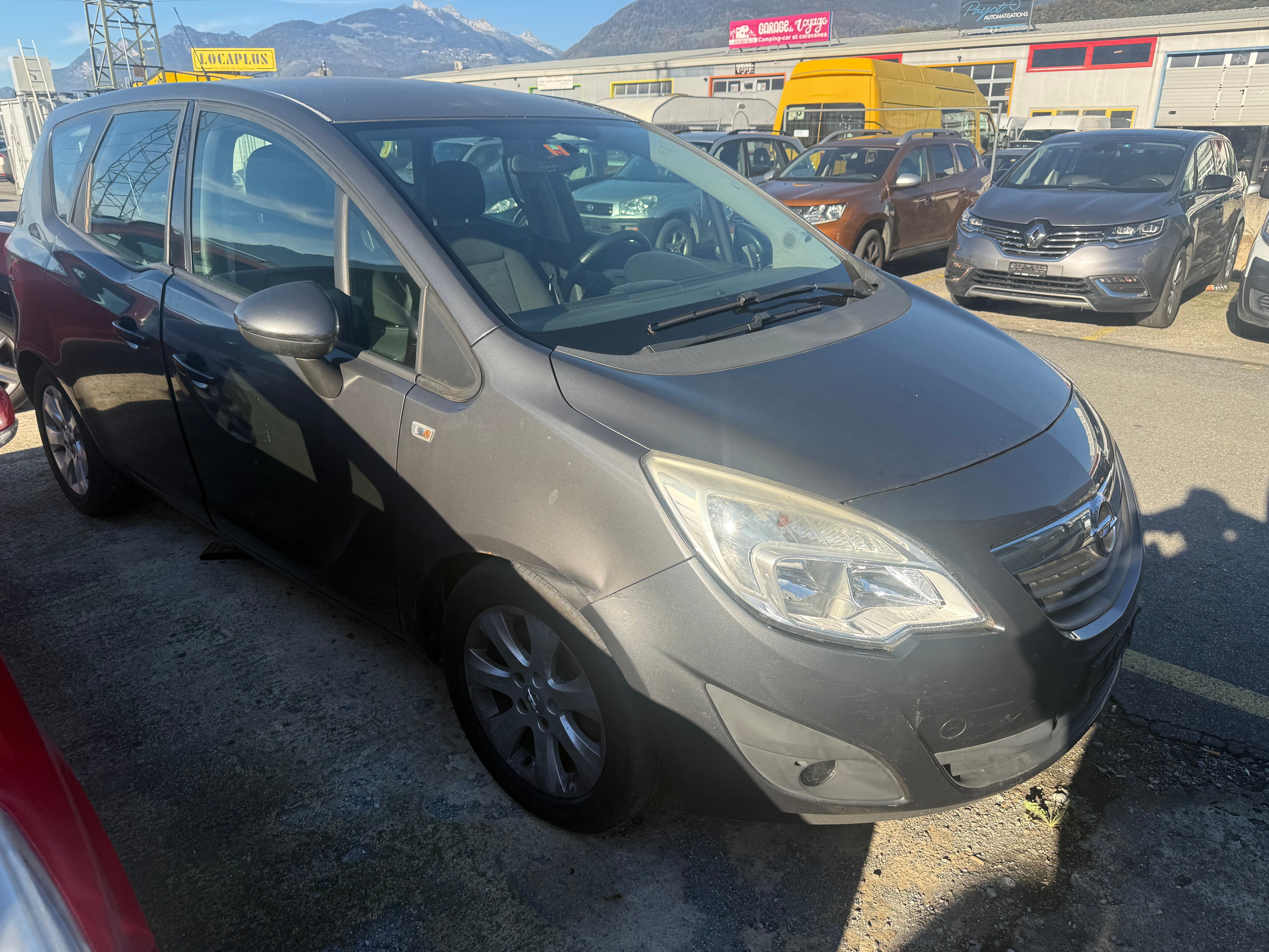 Car photo