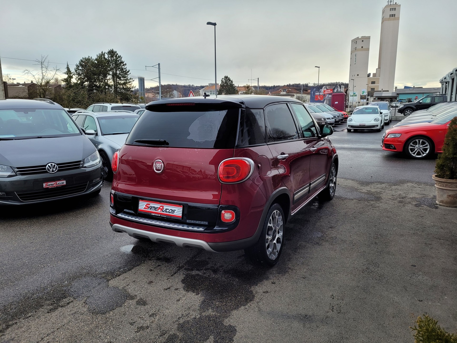 FIAT 500L 1.4 TB 16V Trekking-image-1