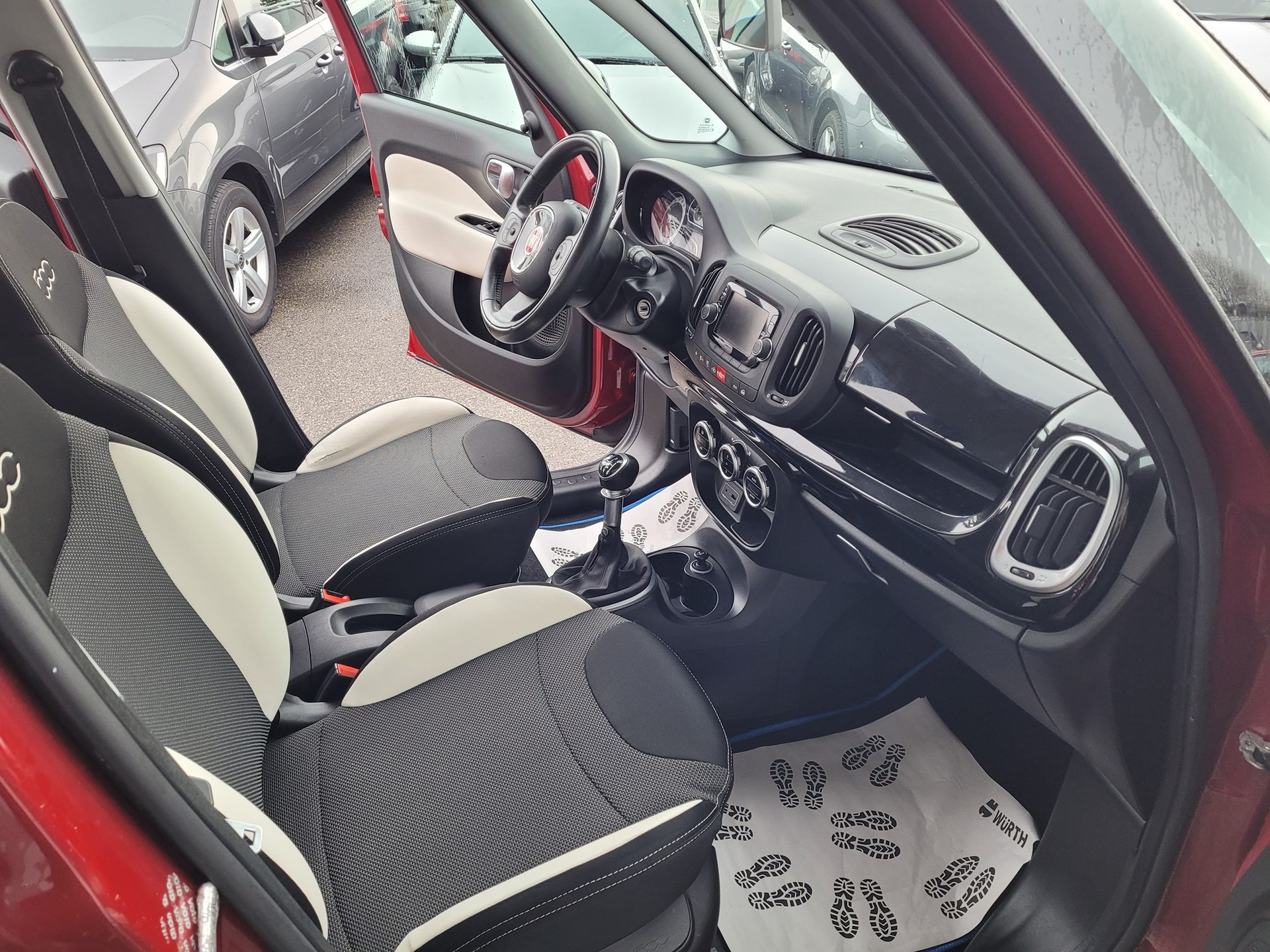 FIAT 500L 1.4 TB 16V Trekking-image-7