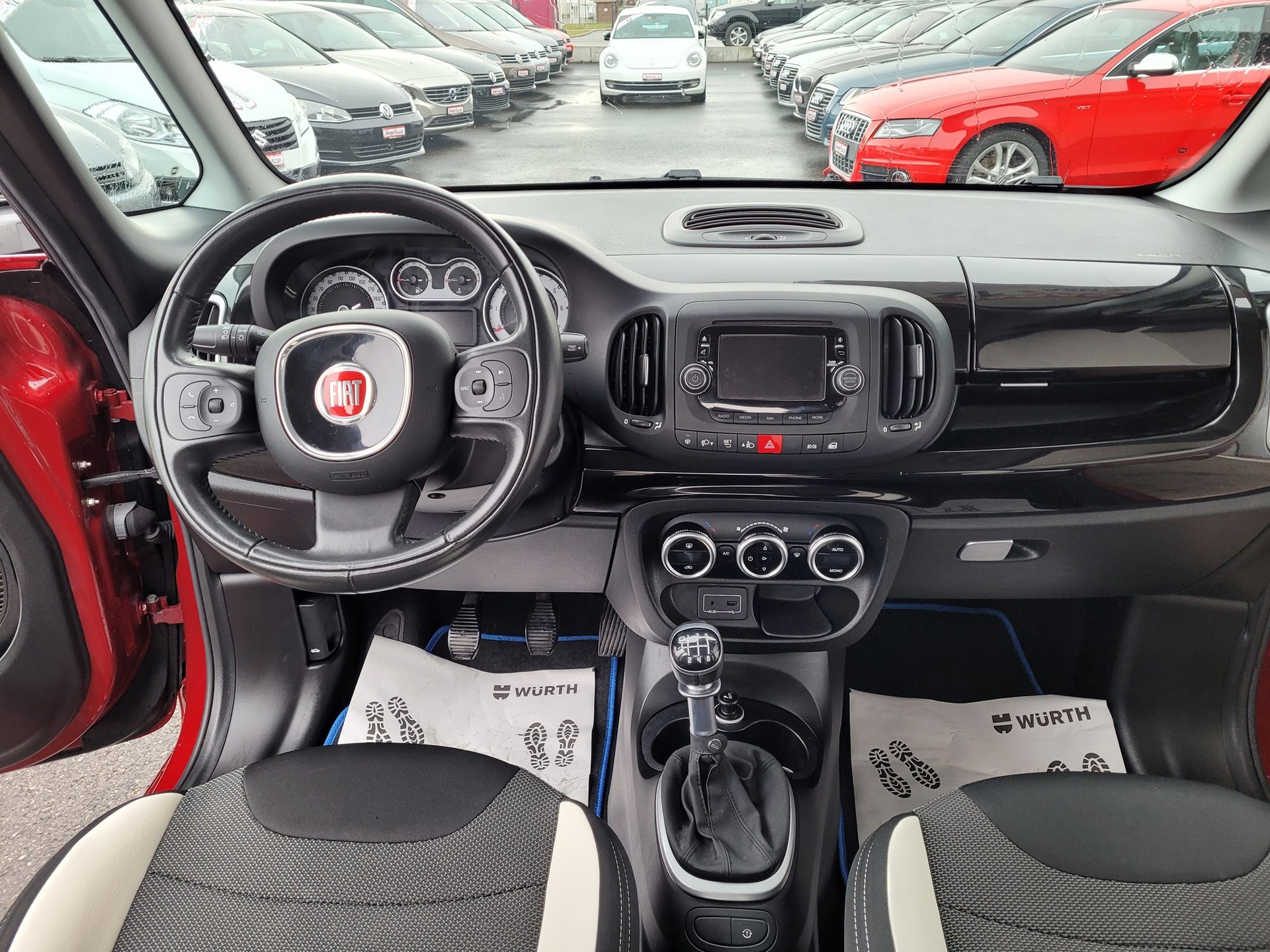FIAT 500L 1.4 TB 16V Trekking-image-8