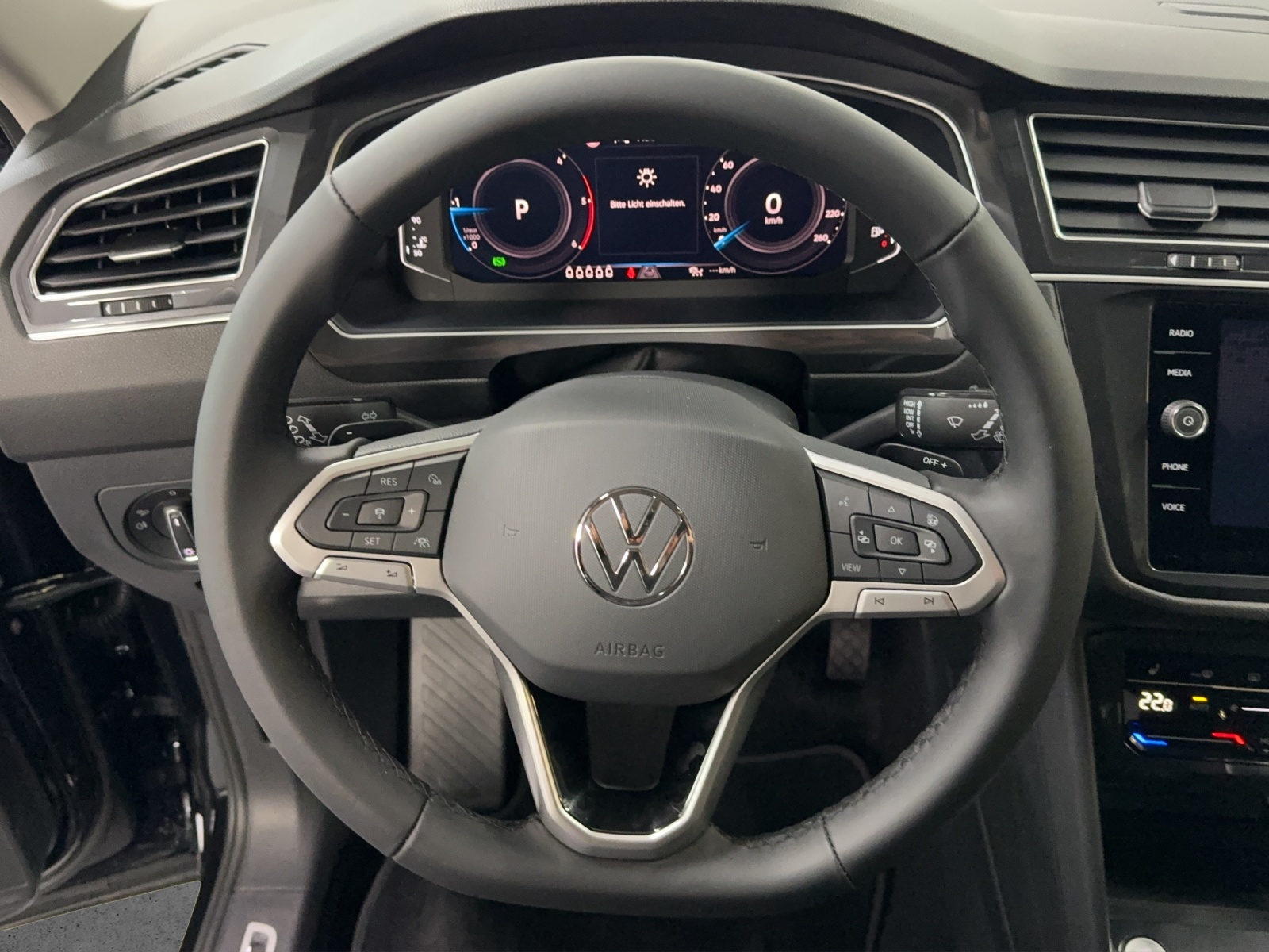 VW Tiguan Allspace 2.0 TDI SCR Life 4Motion DSG 7 Plätzer-image-8