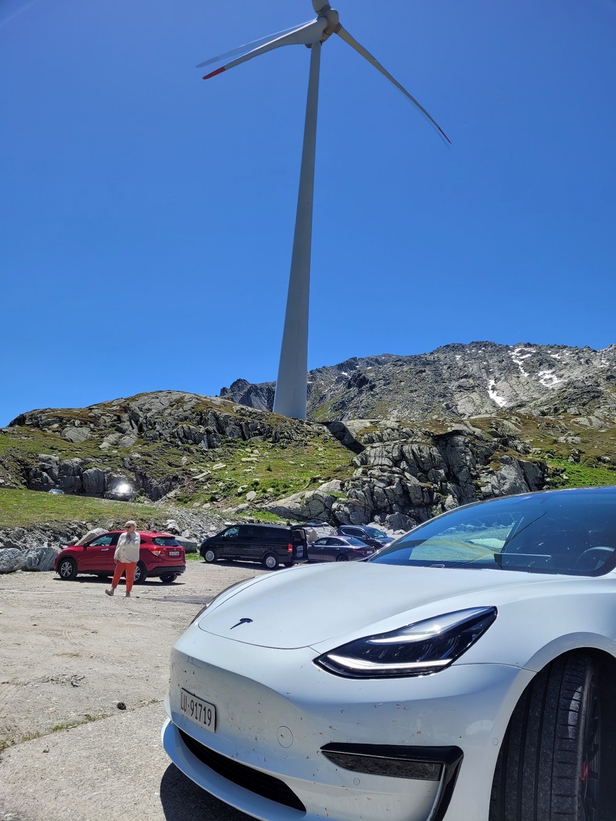 TESLA Model 3 Performance Dual Motor AWD-image-4
