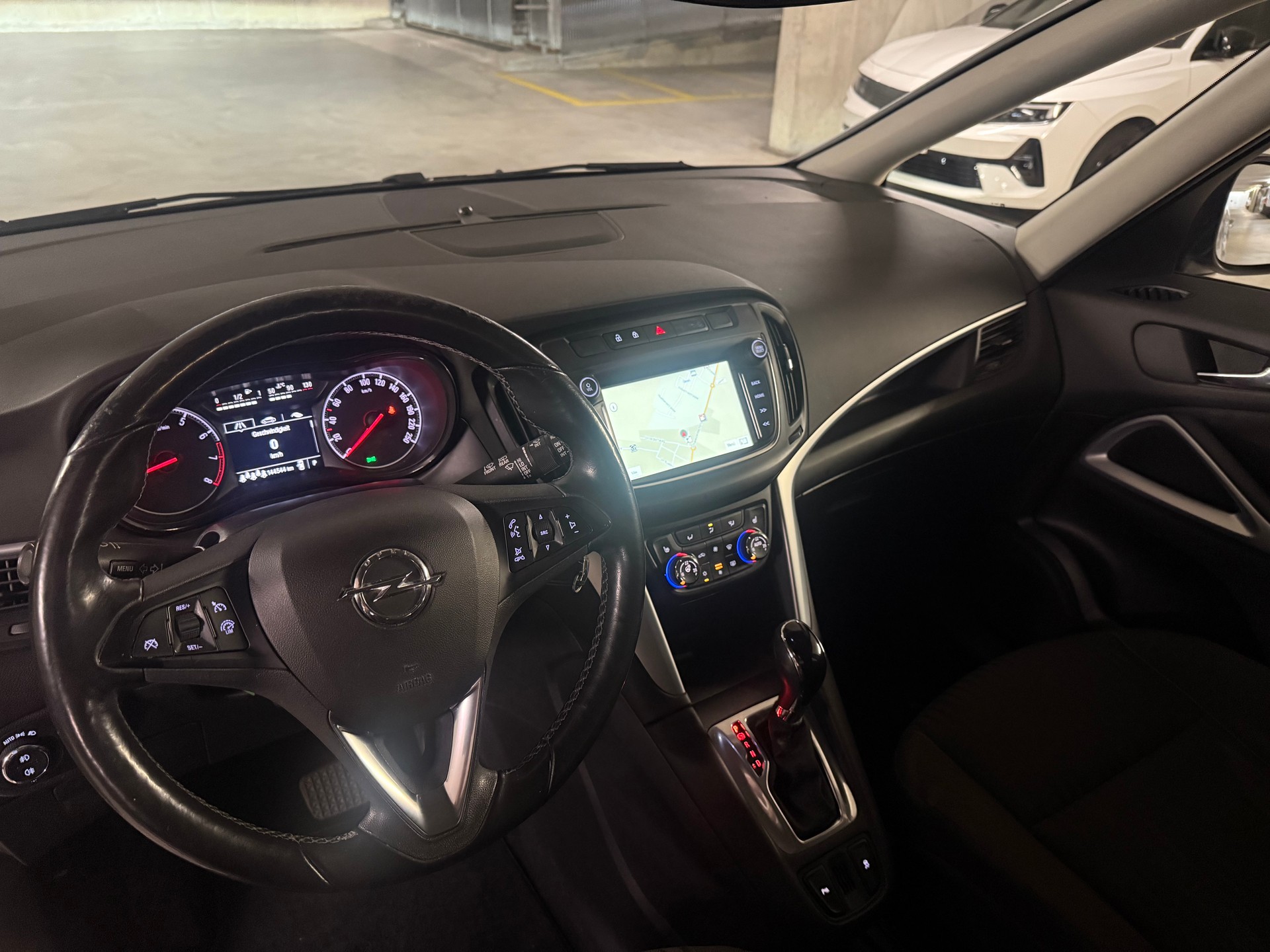 OPEL 1.4T eTEC Cosmo-image-8
