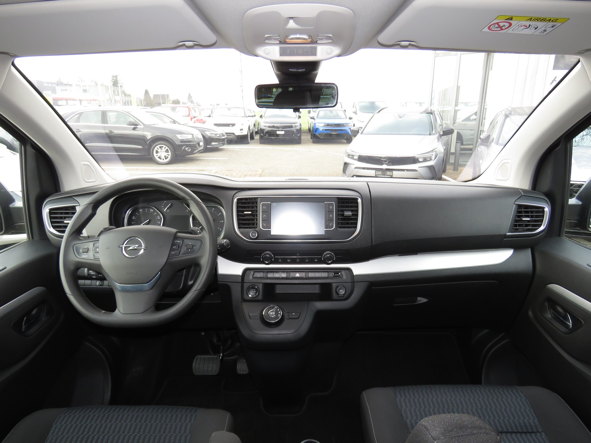 OPEL Zafira Life 2.0 CDTI Business Edition lang Automat (8-Plätzer, AHK 1.9 t)-image-16
