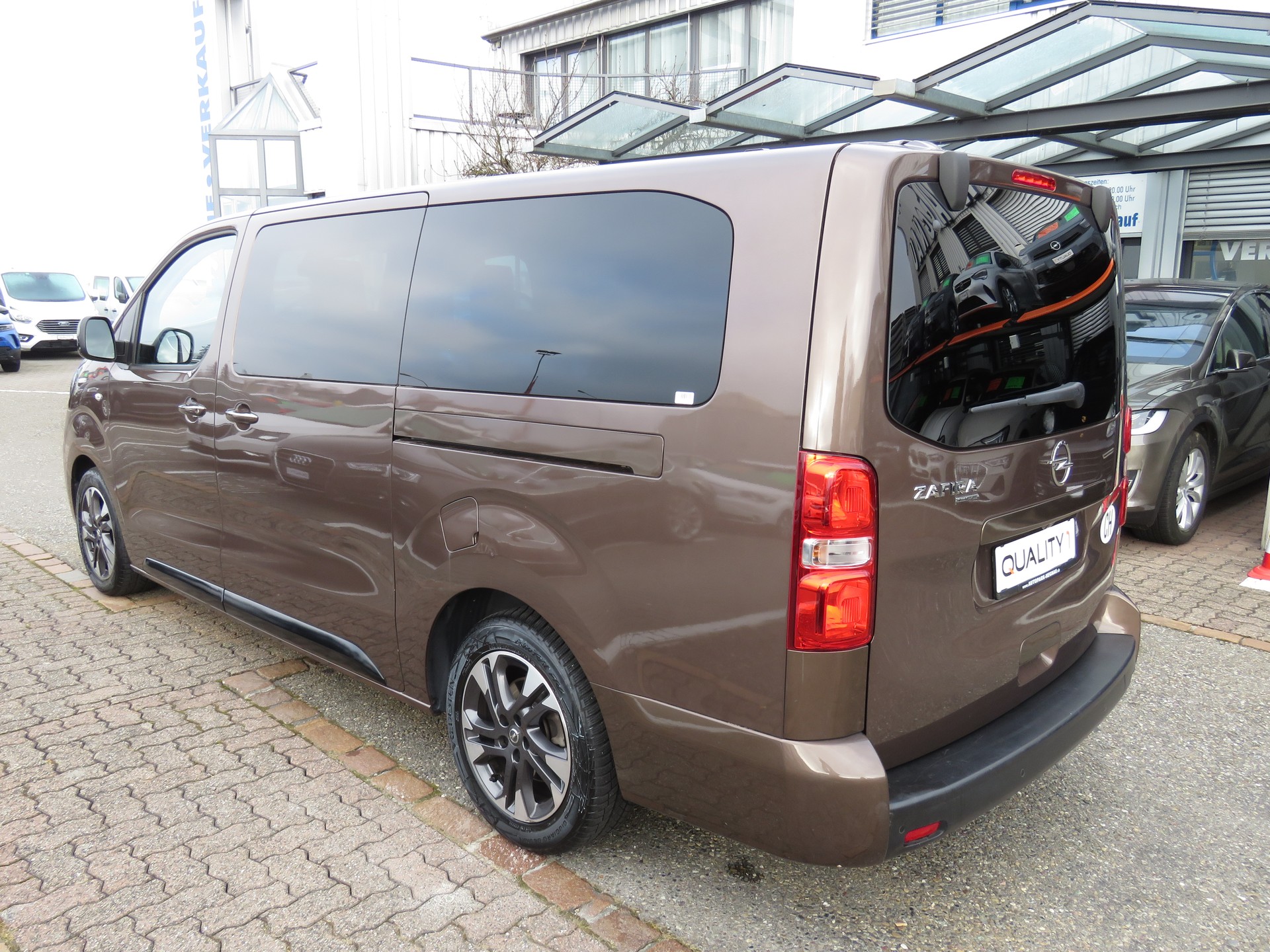 OPEL Zafira Life 2.0 CDTI Business Edition lang Automat (8-Plätzer, AHK 1.9 t)-image-5