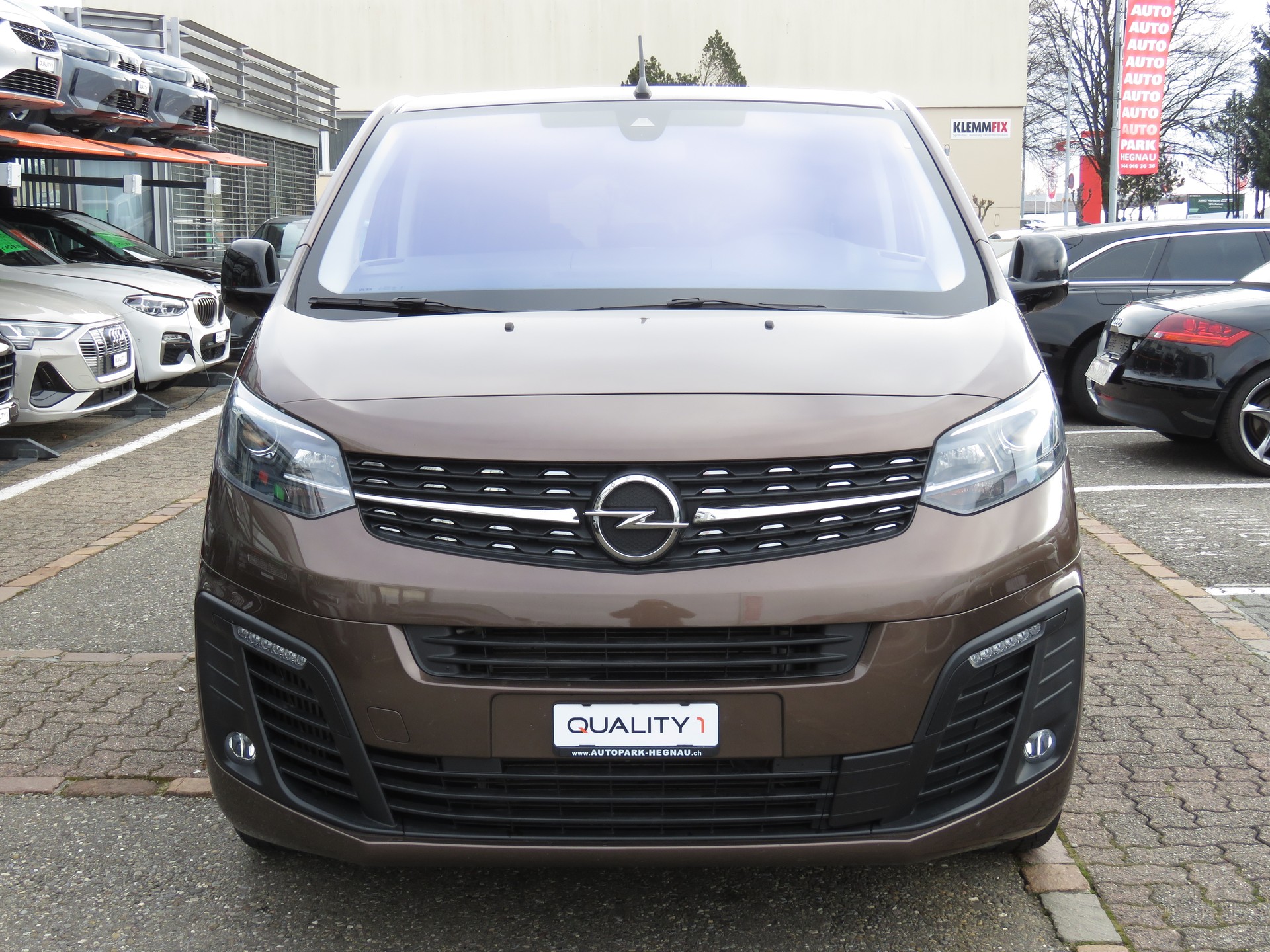 OPEL Zafira Life 2.0 CDTI Business Edition lang Automat (8-Plätzer, AHK 1.9 t)-image-1