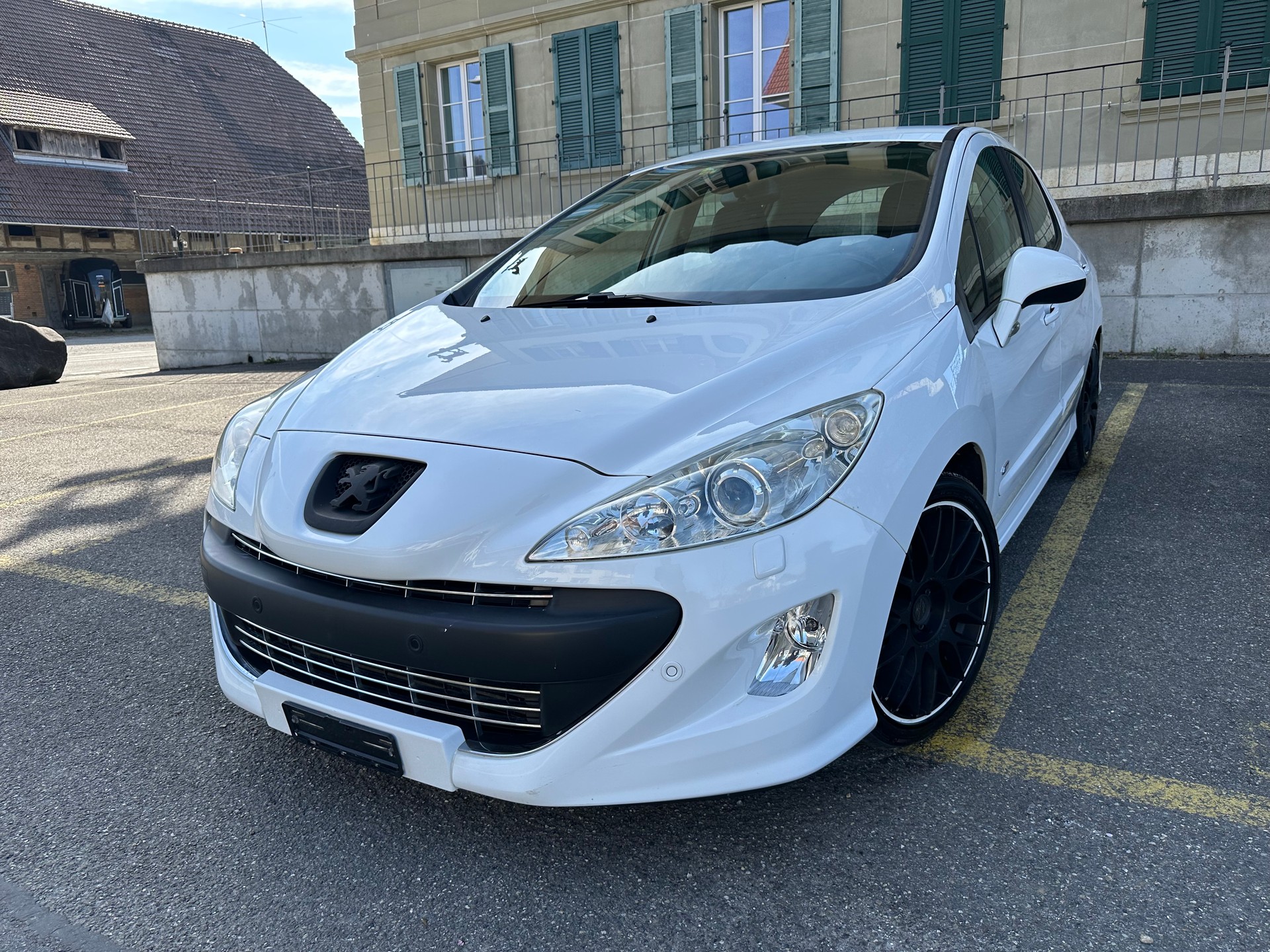 PEUGEOT 308 1.6 16V T GTi-image-0