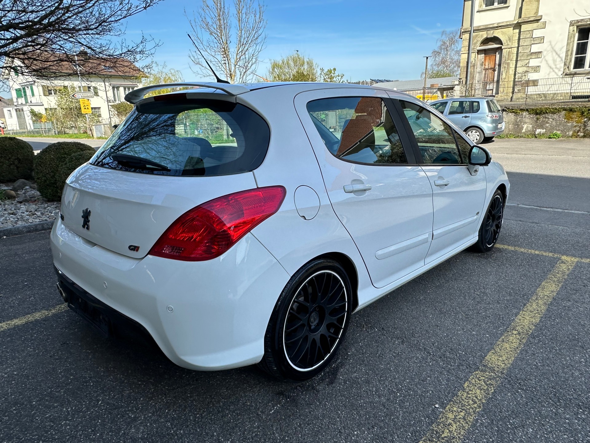 PEUGEOT 308 1.6 16V T GTi-image-5