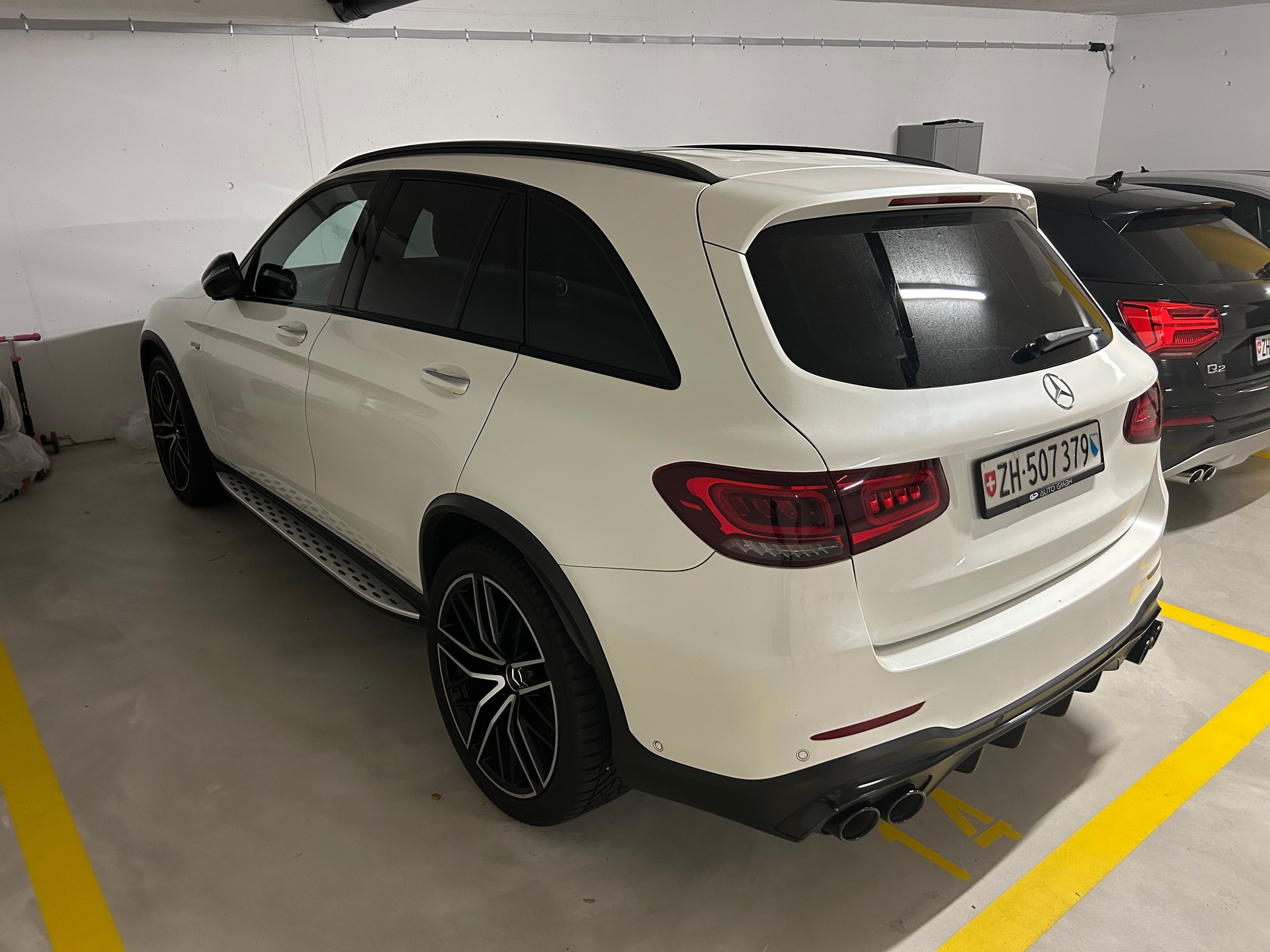 MERCEDES-BENZ GLC 43 AMG-image-2