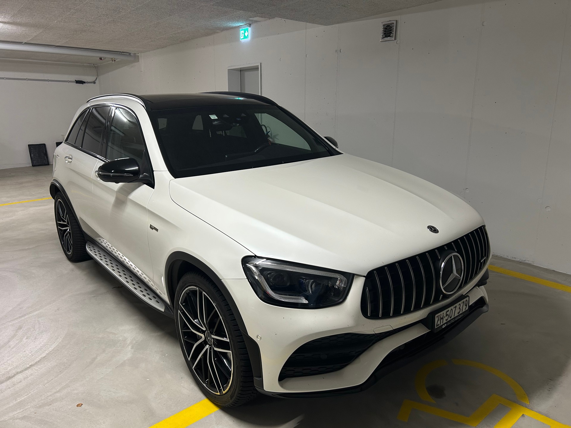 MERCEDES-BENZ GLC 43 AMG-image-1