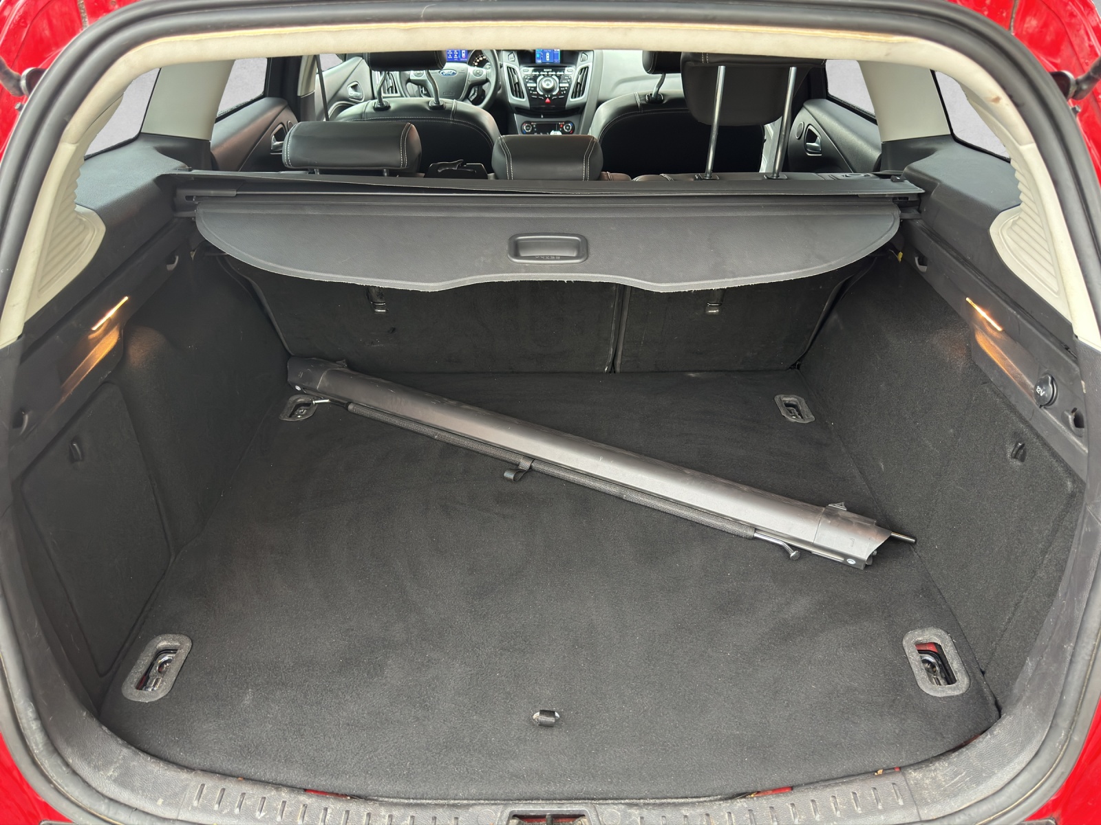 FORD Focus 1.0 SCTi Titanium-image-16