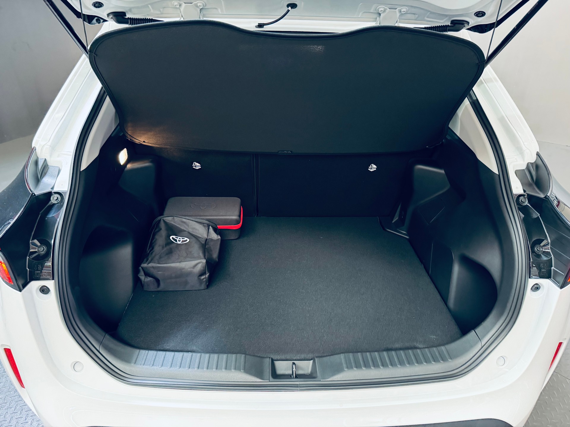 TOYOTA Yaris Cross 1.5 Comfort e-CVT-image-9