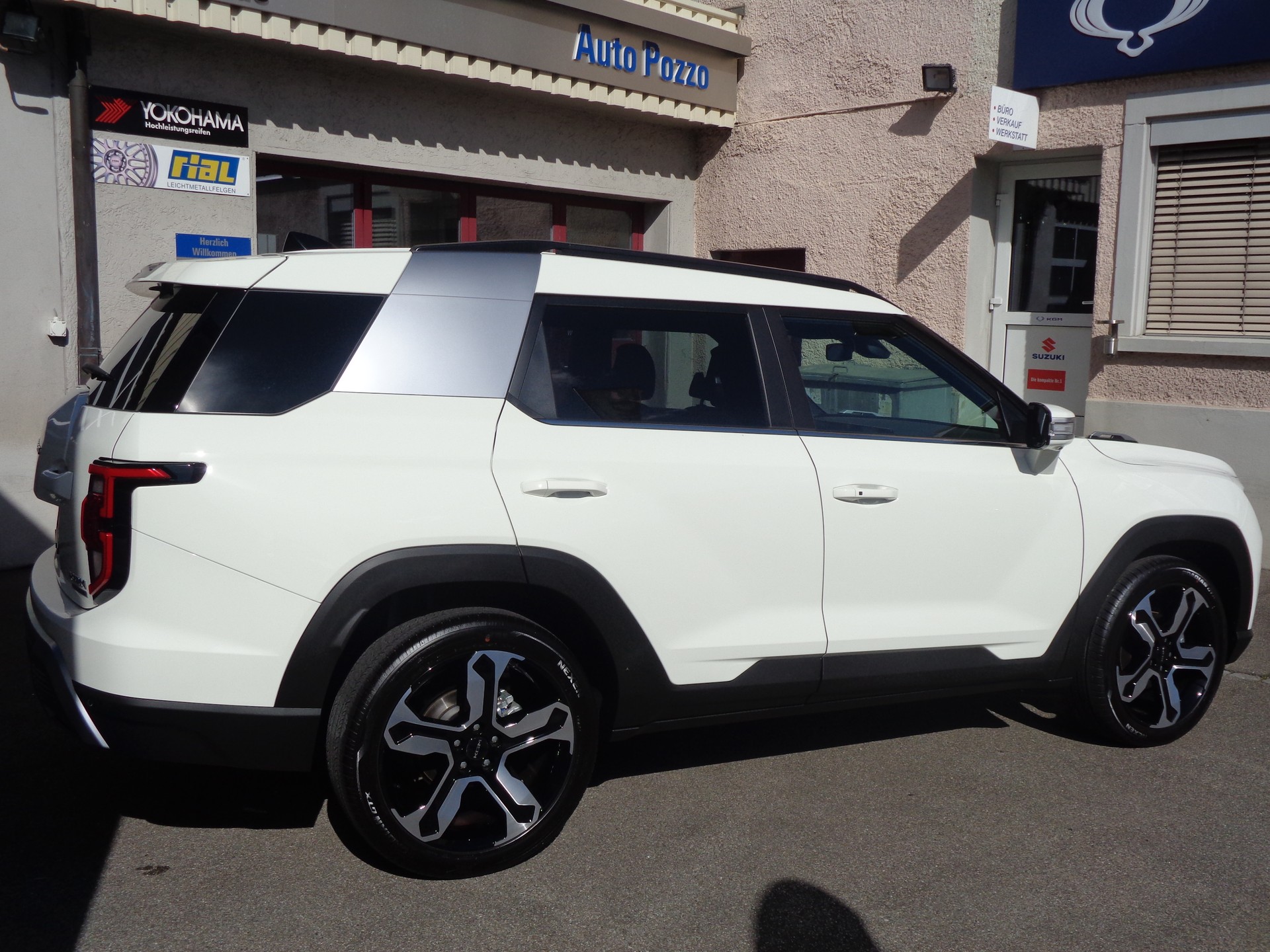 KGM-SsangYong Torres 1.5 TGDI Hybrid HEVTitanium AT-image-5