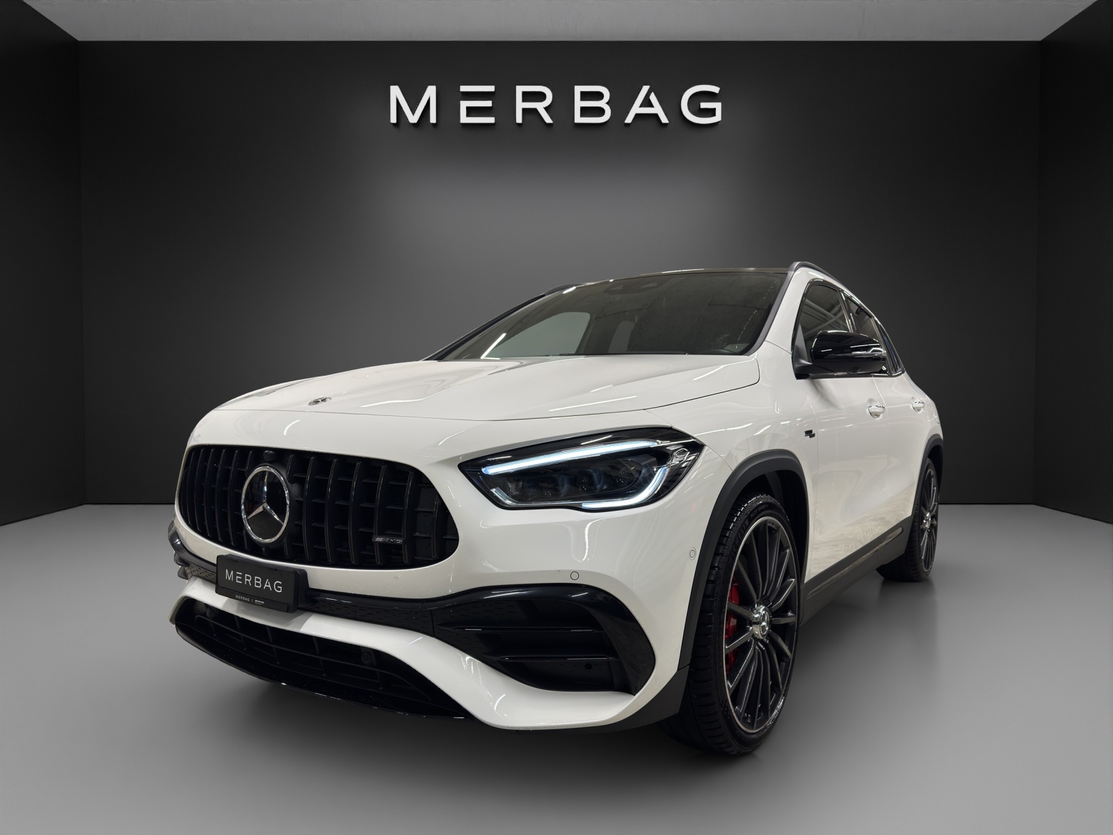 MERCEDES-BENZ GLA 45 S AMG 4Matic+ 8G-Speedshift DCT-image-6