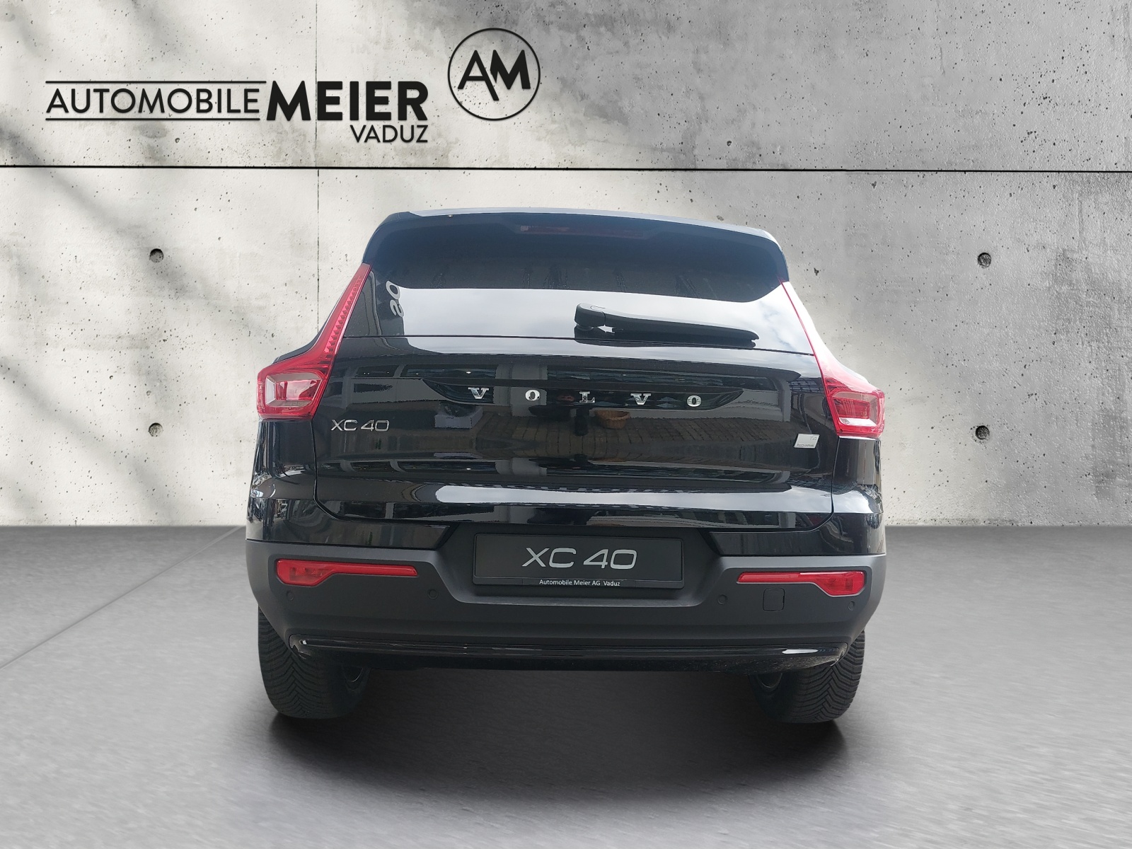 VOLVO XC40 1.5 T4 PiH Plus Dark-image-10