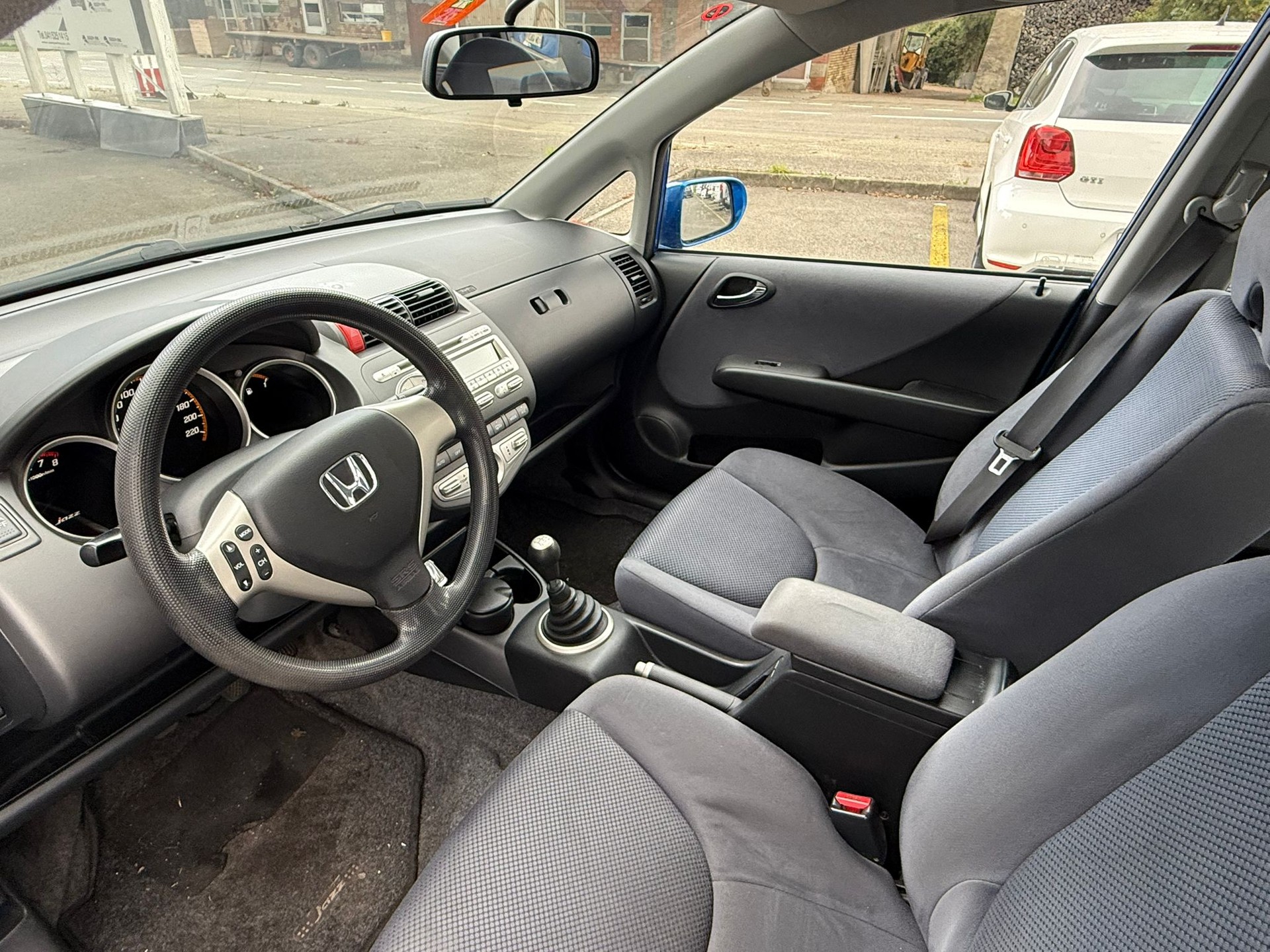 HONDA Jazz 1.4i ES-image-4