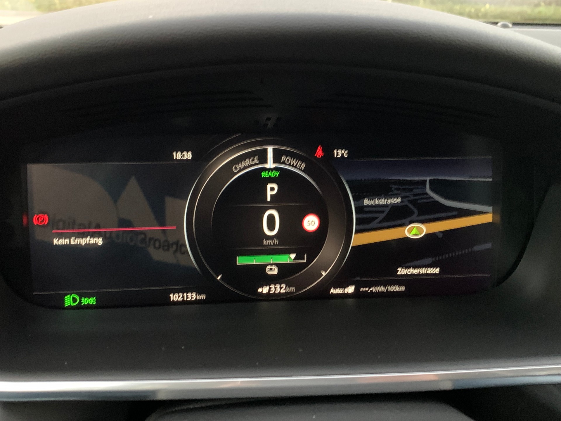JAGUAR I-Pace EV400 HSE AWD-image-11