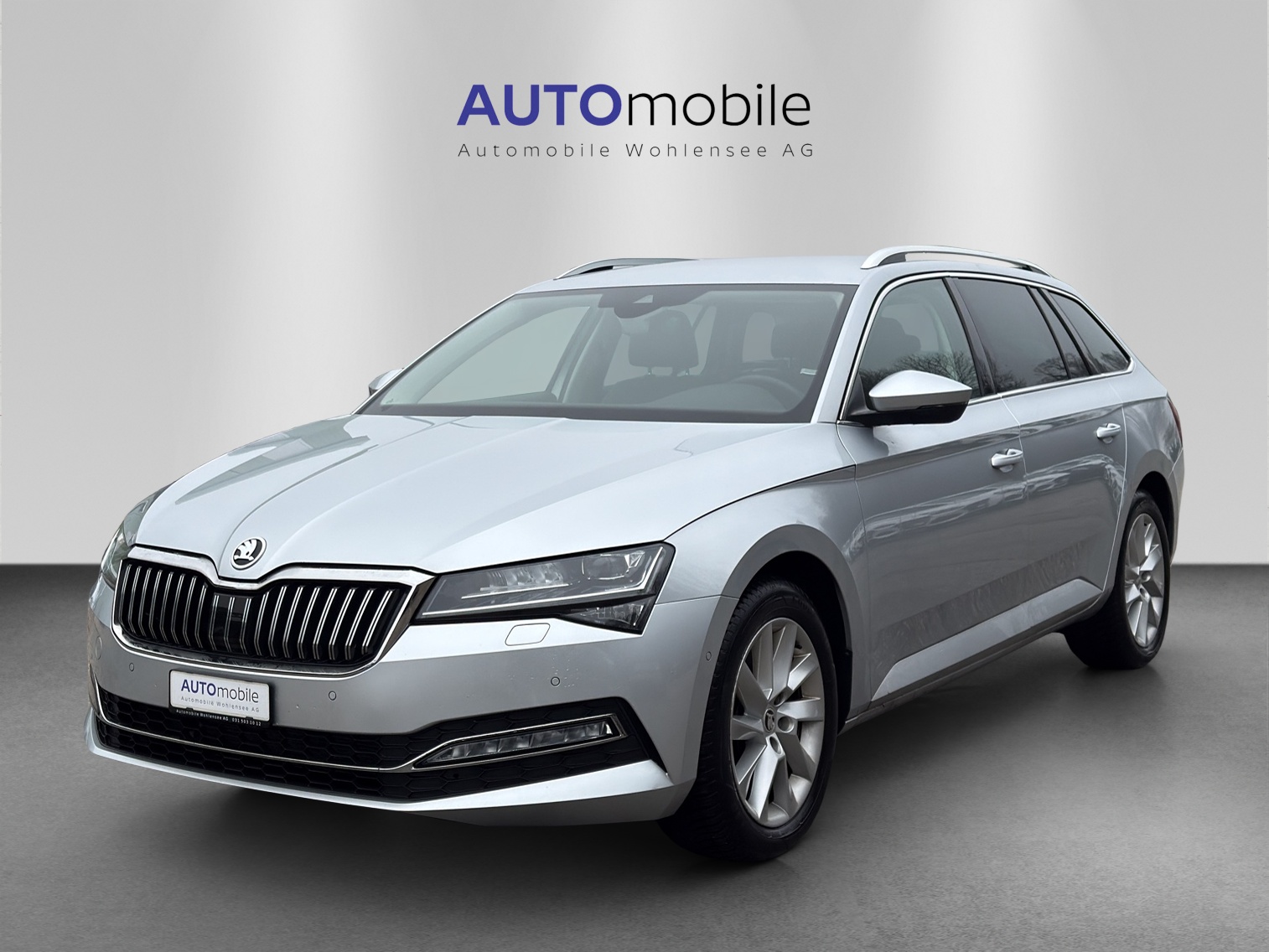 SKODA Superb Combi 2.0 TDi Style 4x4 DSG-image-1