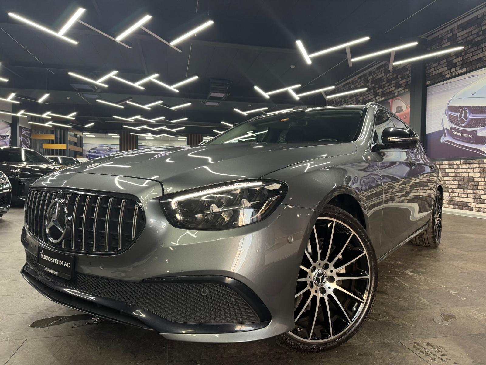 MERCEDES-BENZ E 220 d T 4Matic Avantgarde 9G-Tronic-showroom-element-1