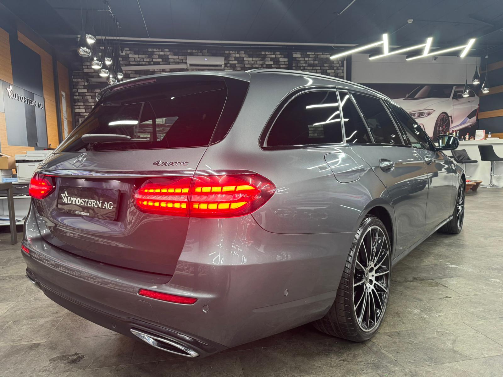 MERCEDES-BENZ E 220 d T 4Matic Avantgarde 9G-Tronic-image-5