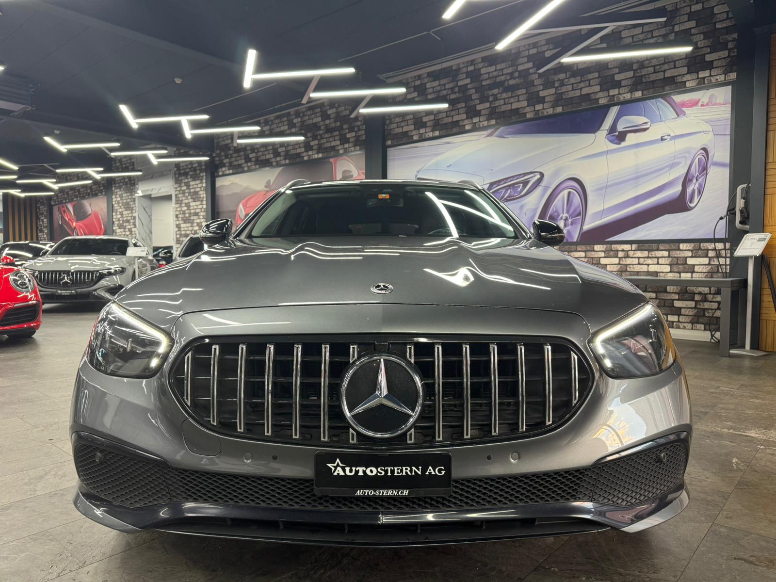 MERCEDES-BENZ E 220 d T 4Matic Avantgarde 9G-Tronic-showroom-element-2